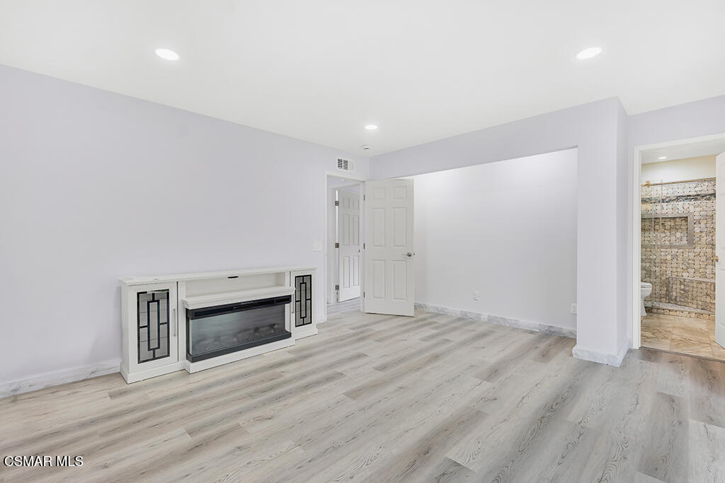 1443 Briarglen Avenue