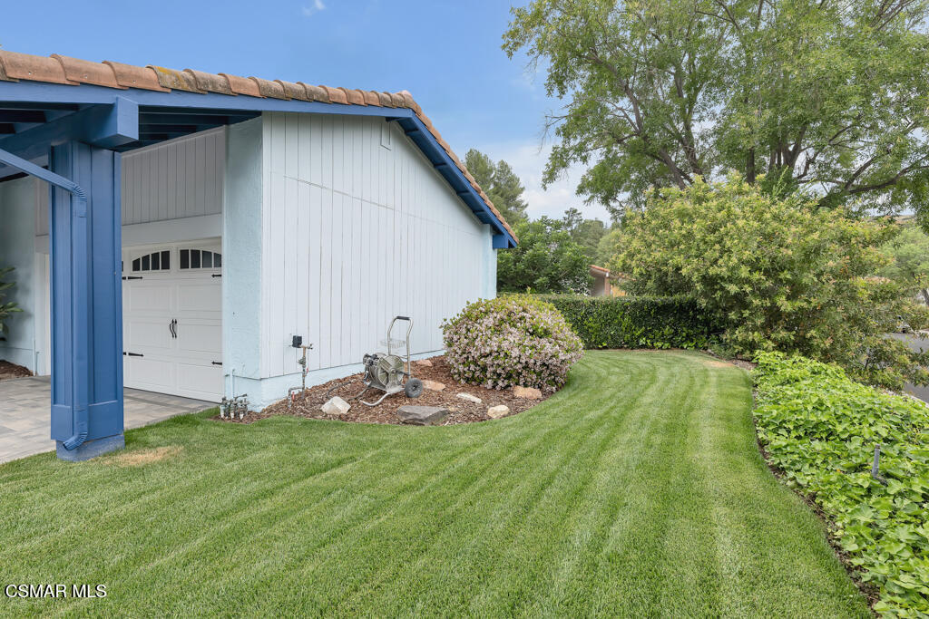 1443 Briarglen Avenue