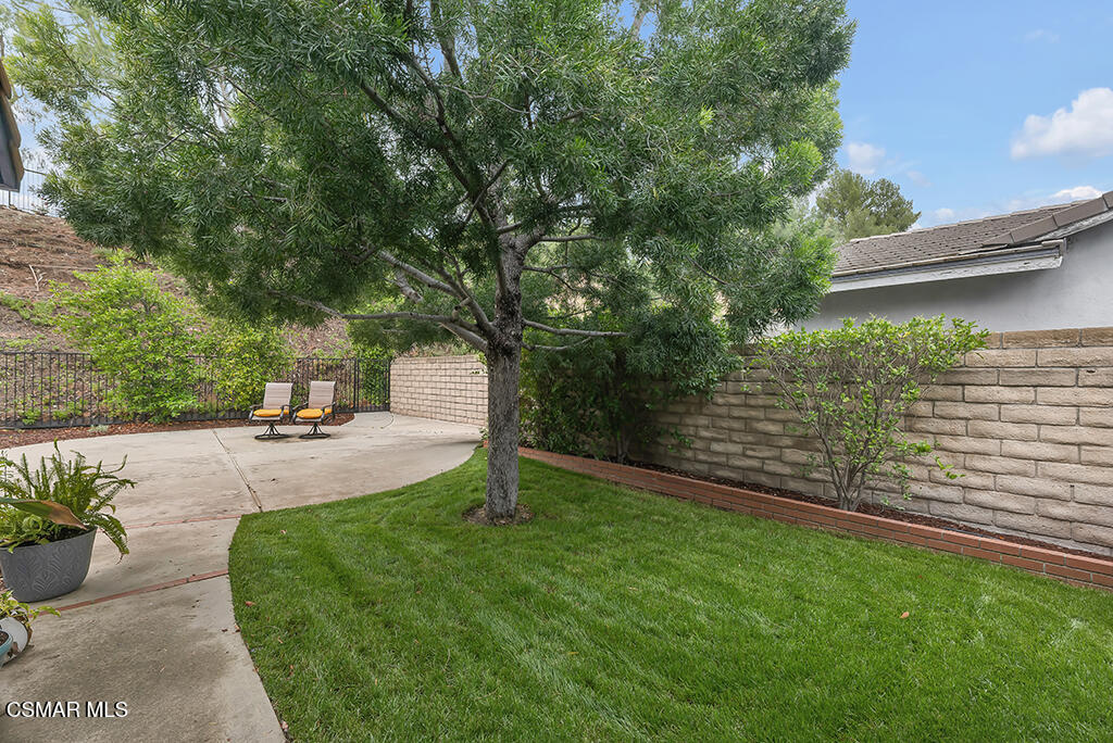 1443 Briarglen Avenue