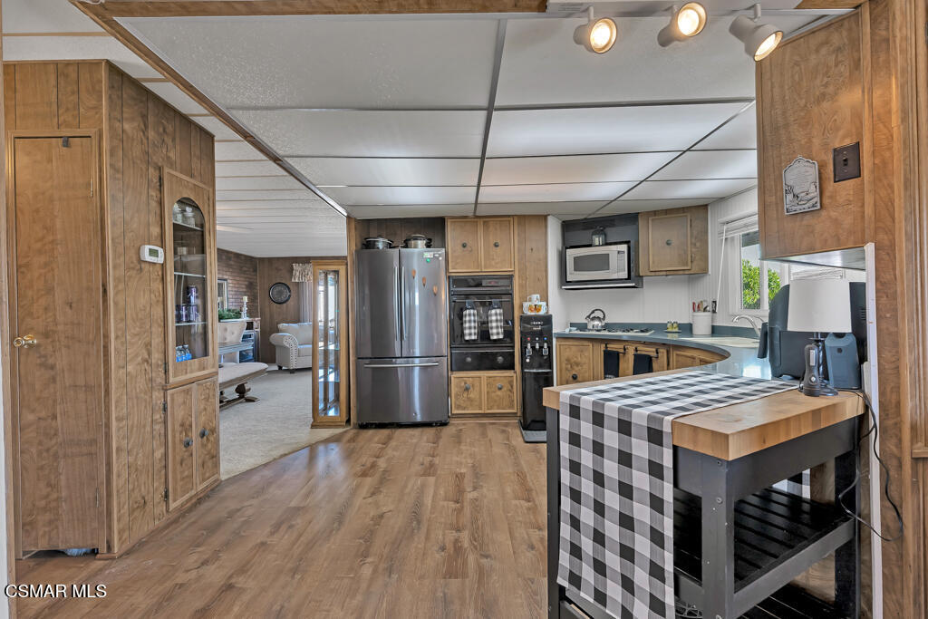 92 Poinsettia Gardens Drive