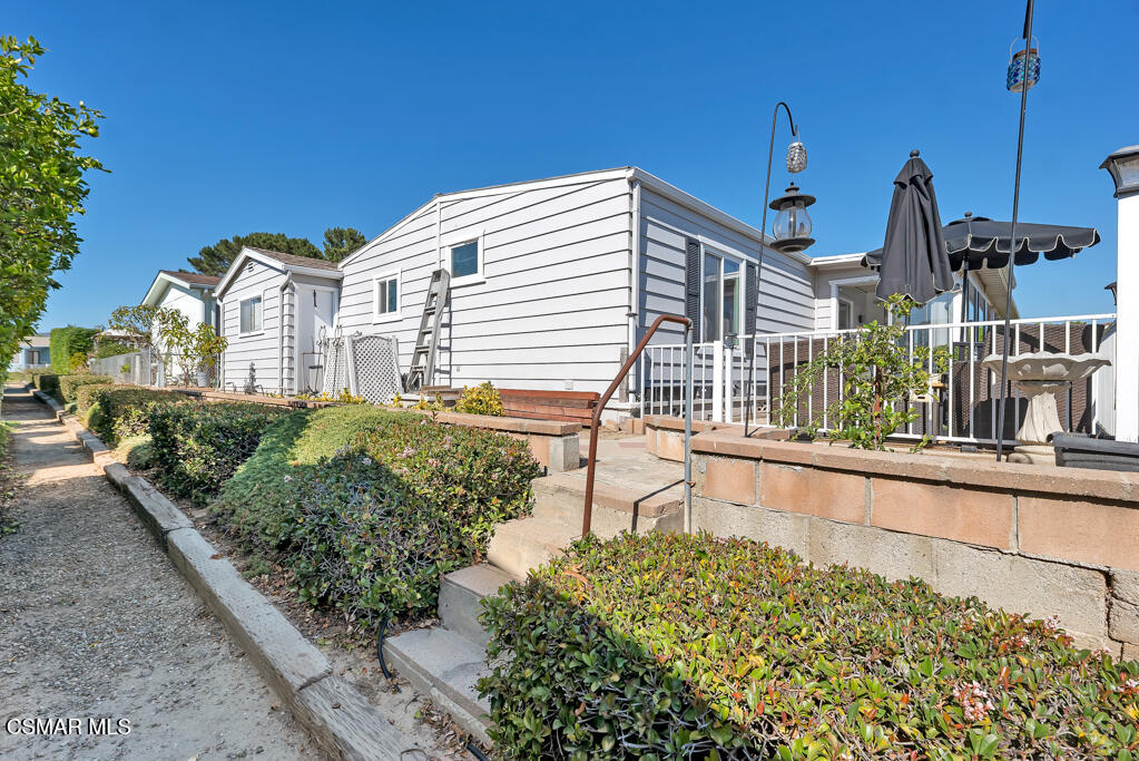 92 Poinsettia Gardens Drive