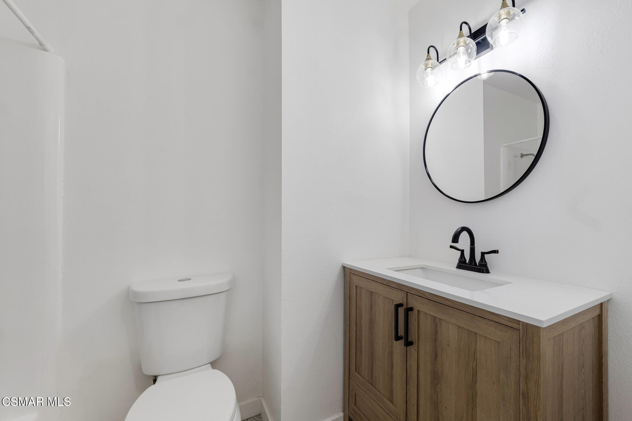 14913 Daffodil Avenue