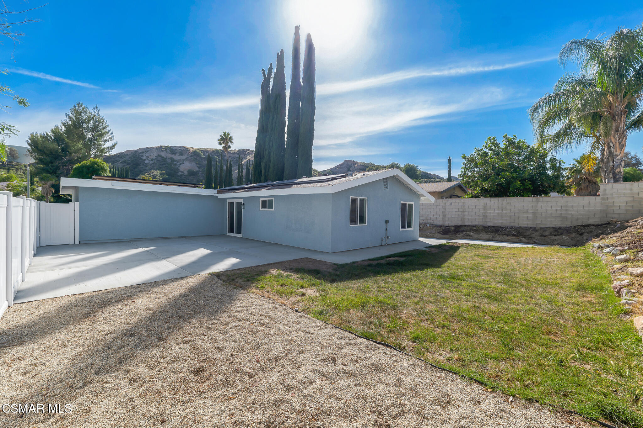 14913 Daffodil Avenue