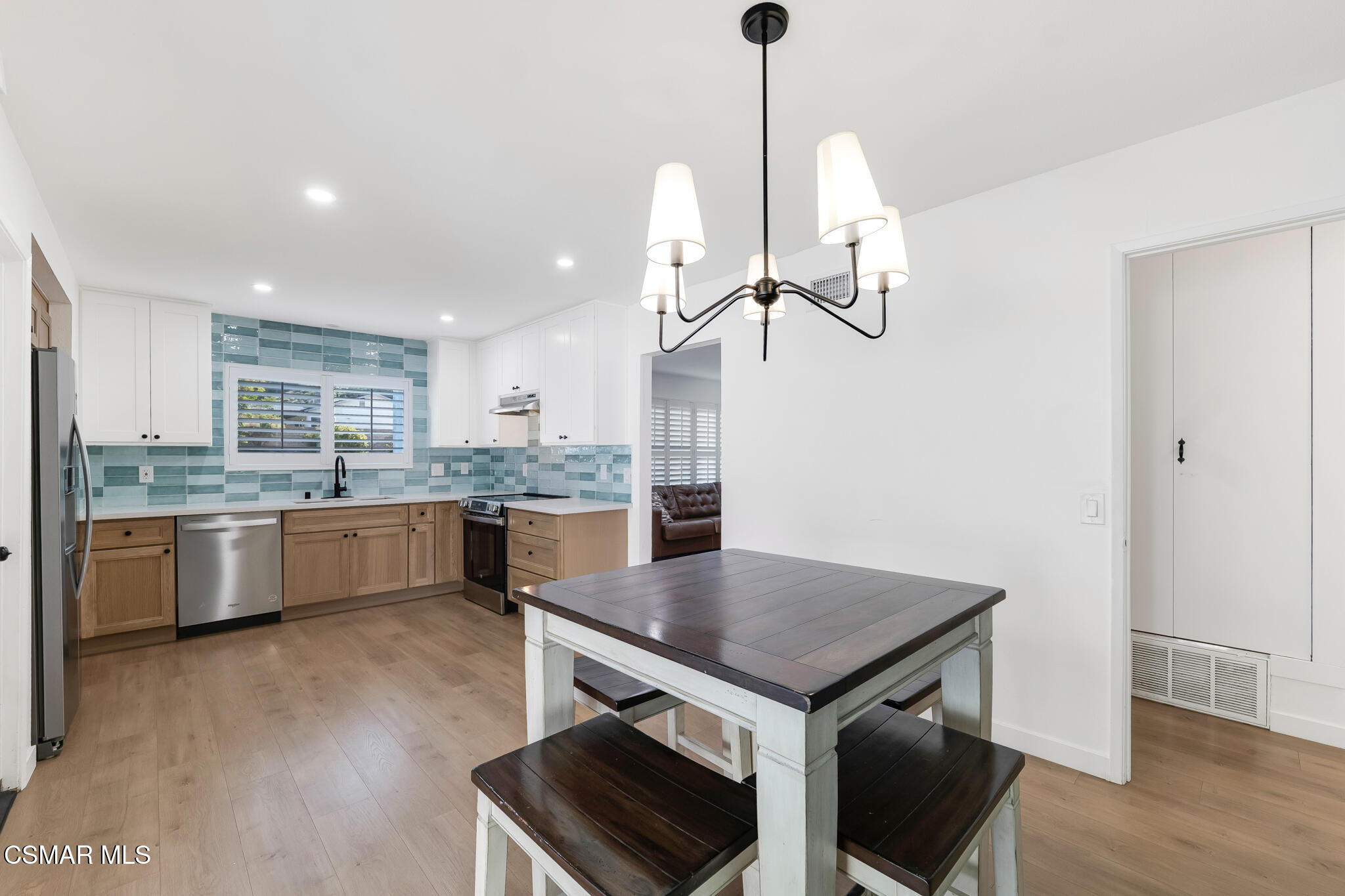 14913 Daffodil Avenue