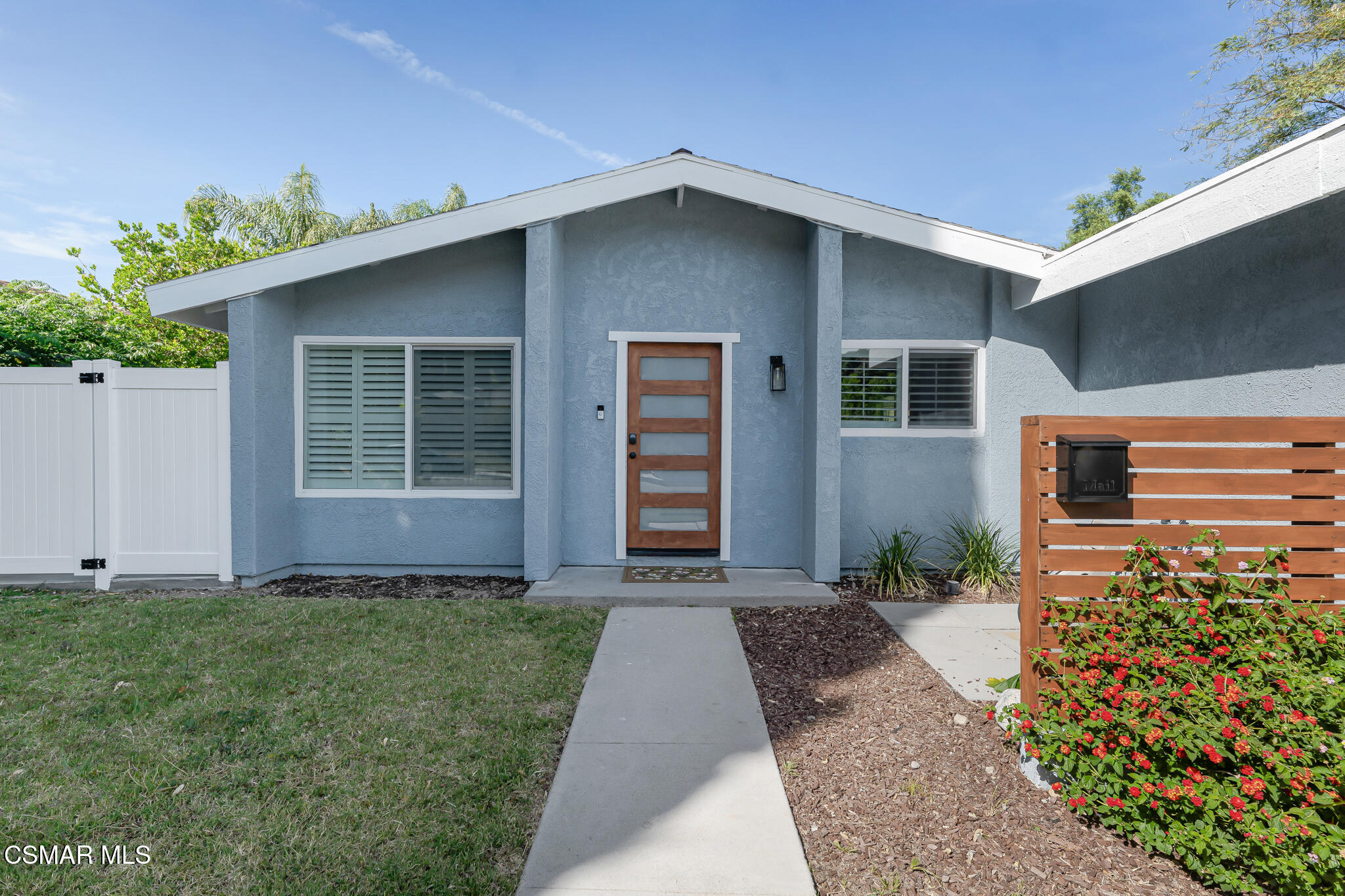 14913 Daffodil Avenue