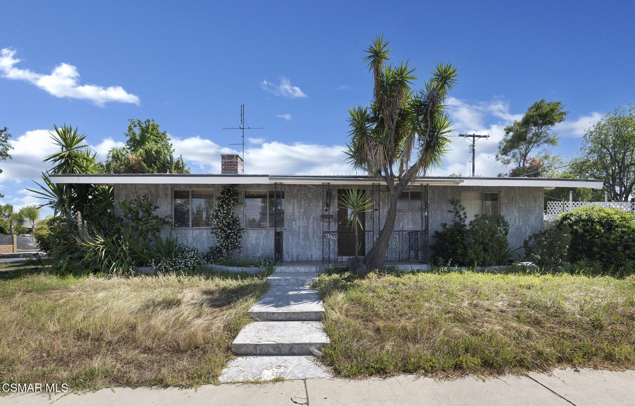 13500 Strathern Street