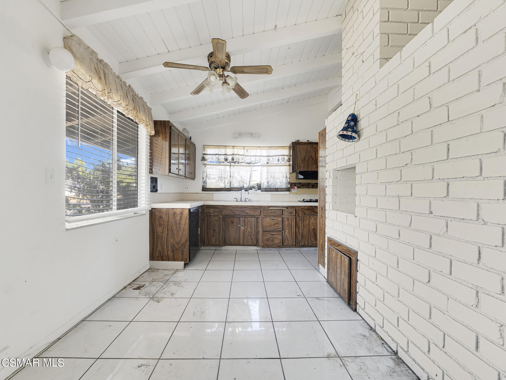 13500 Strathern Street