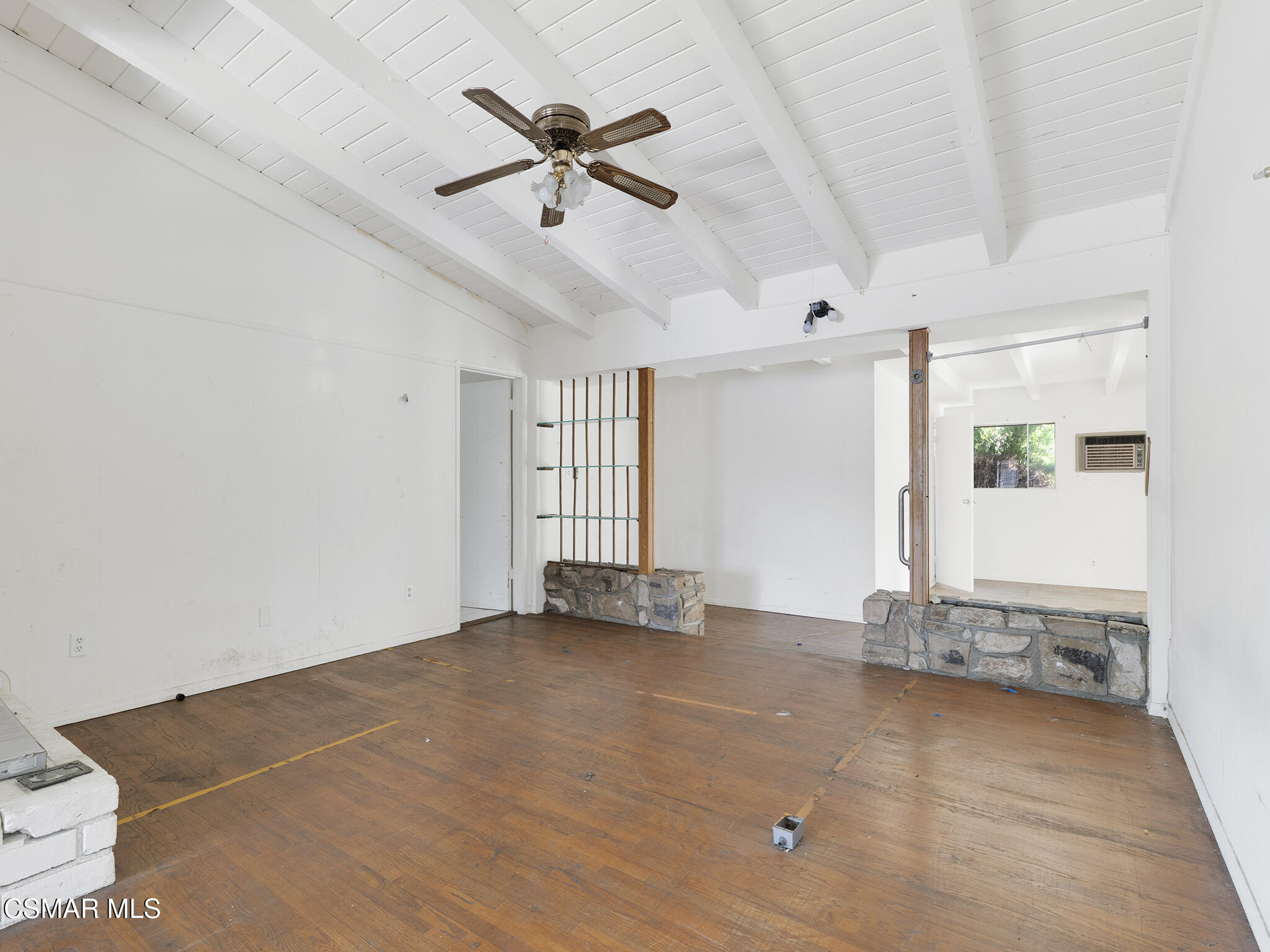 13500 Strathern Street