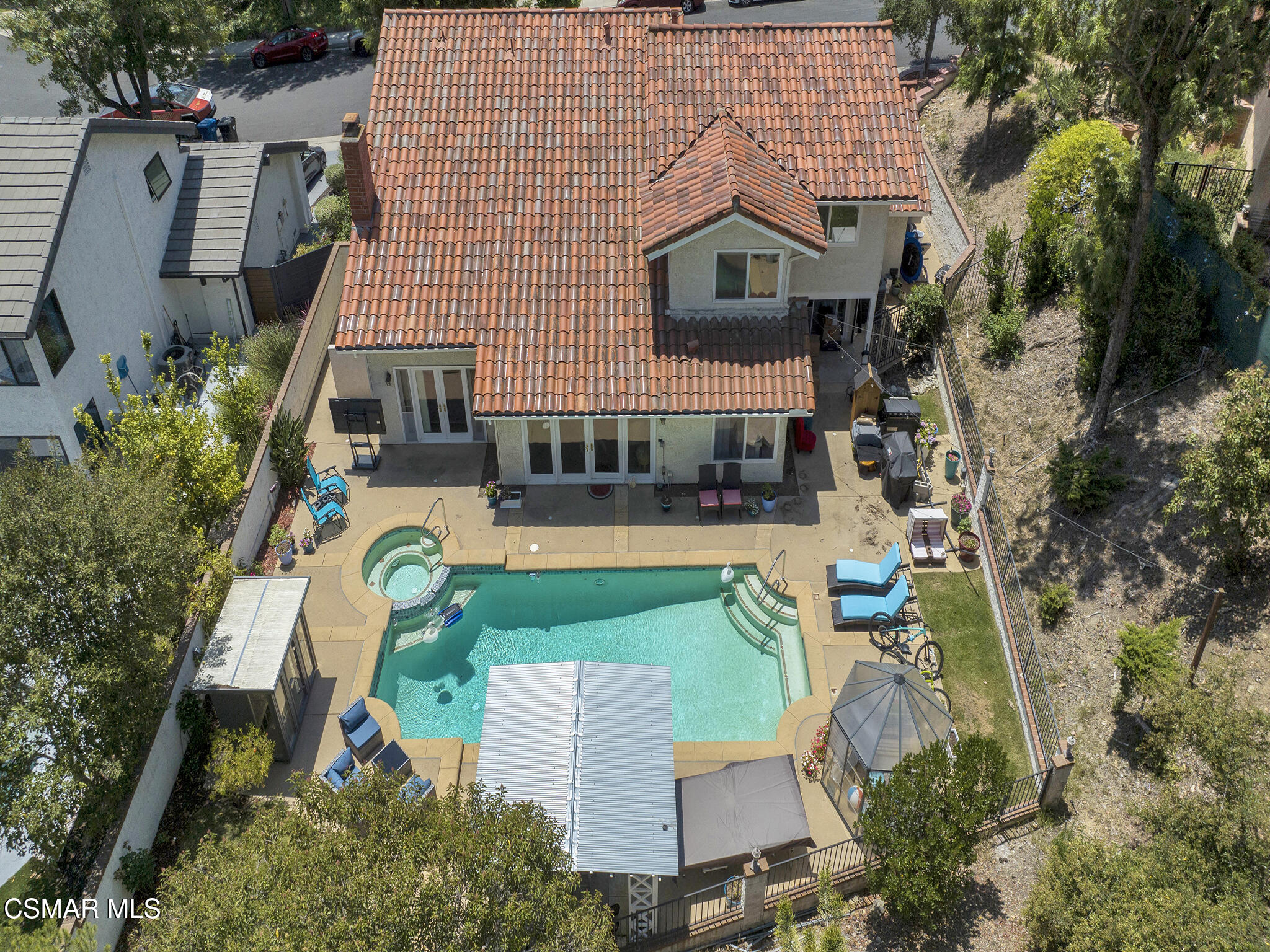 1616 Valecroft Avenue