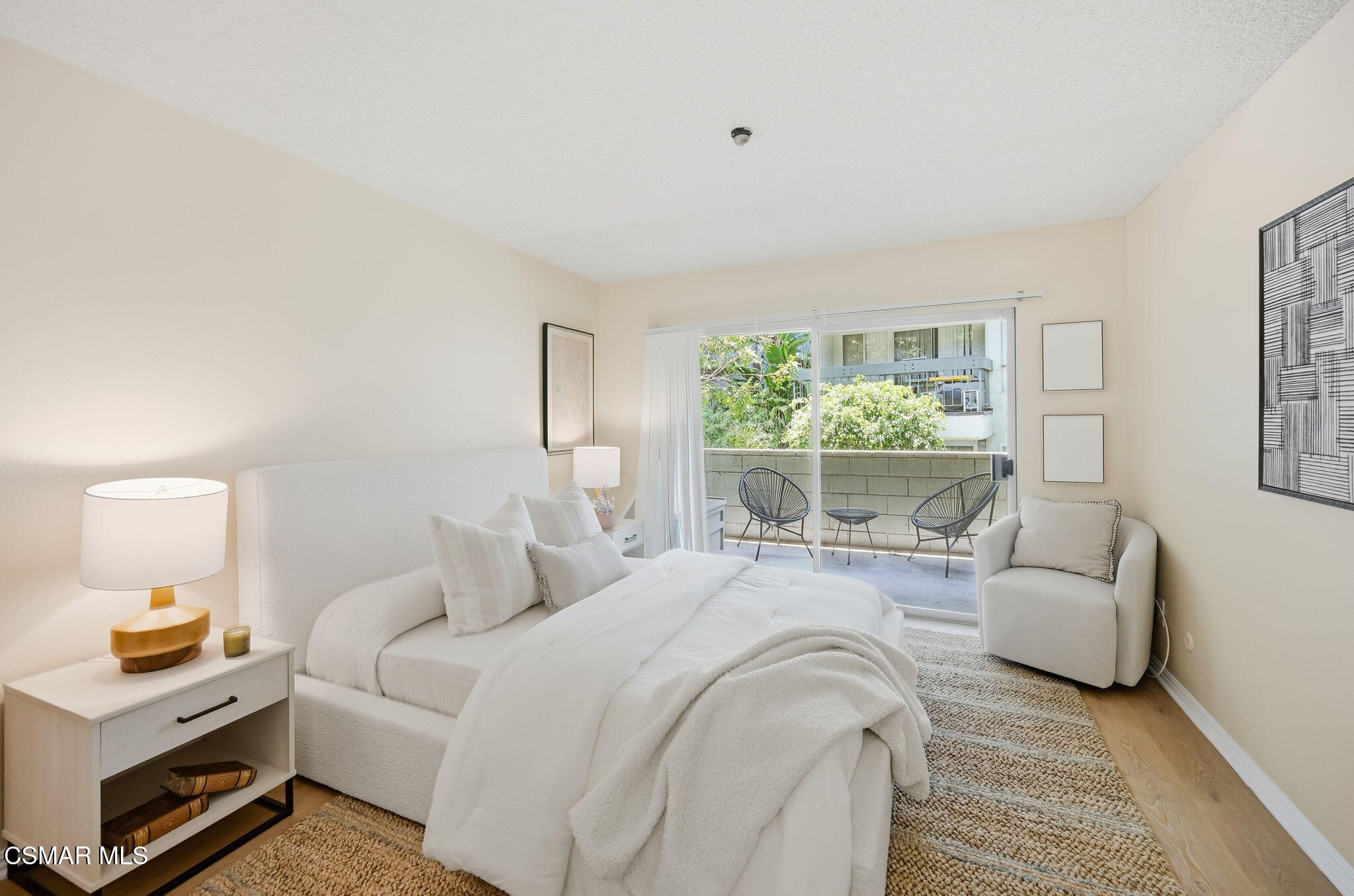4900 Overland Avenue, 167