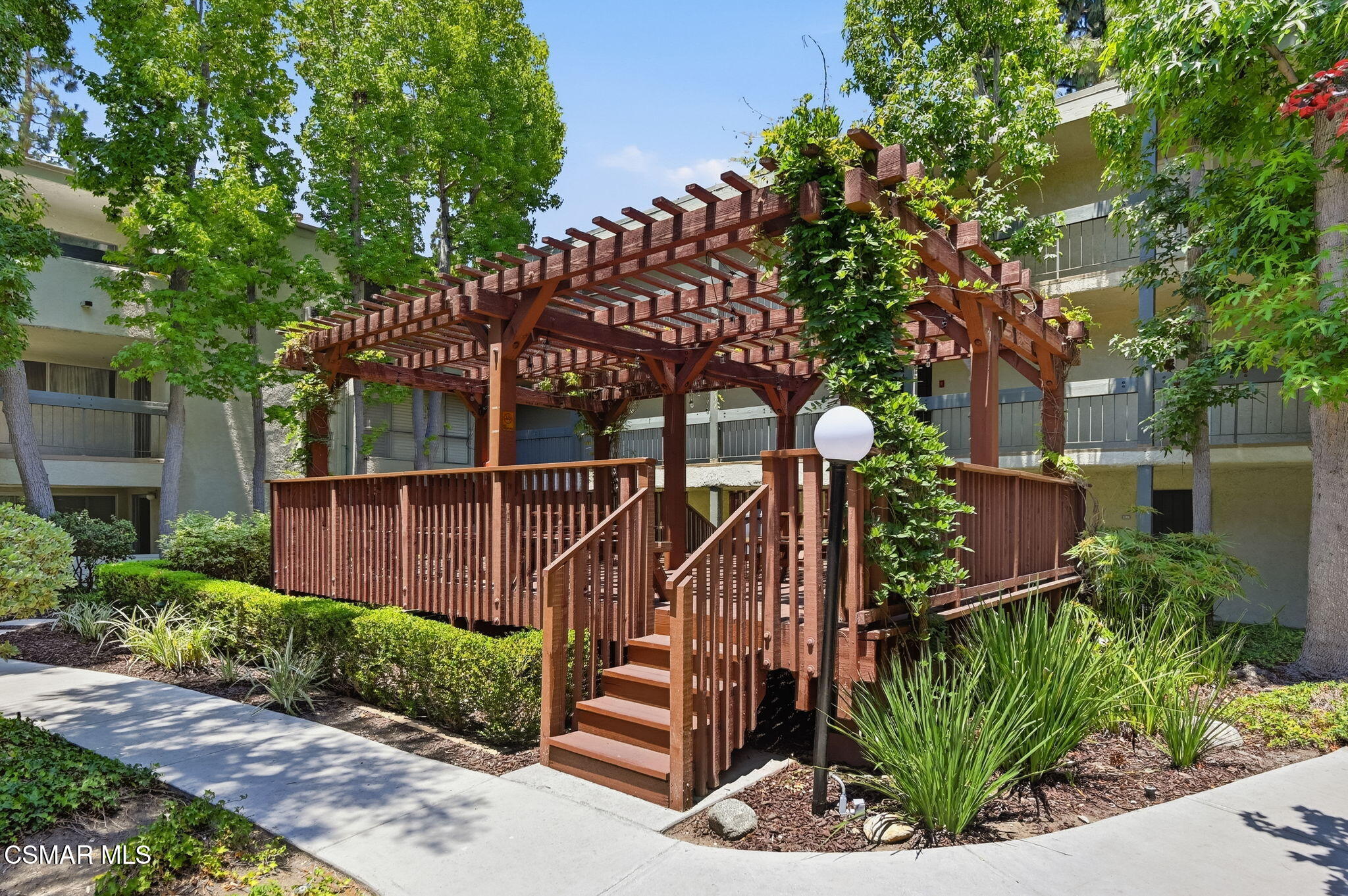 4900 Overland Avenue, 167
