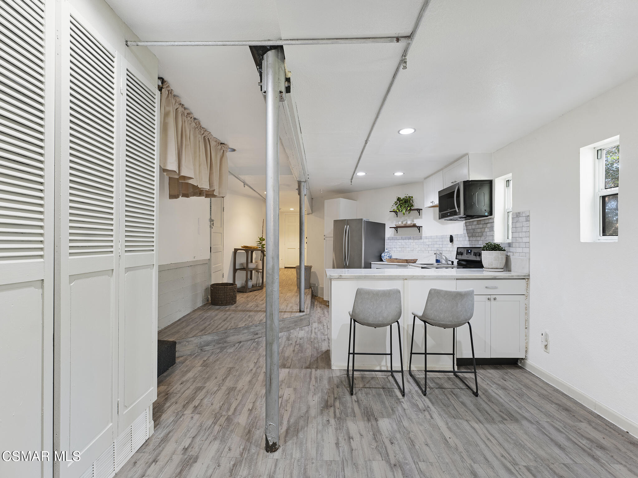 1548 Le Flore Drive