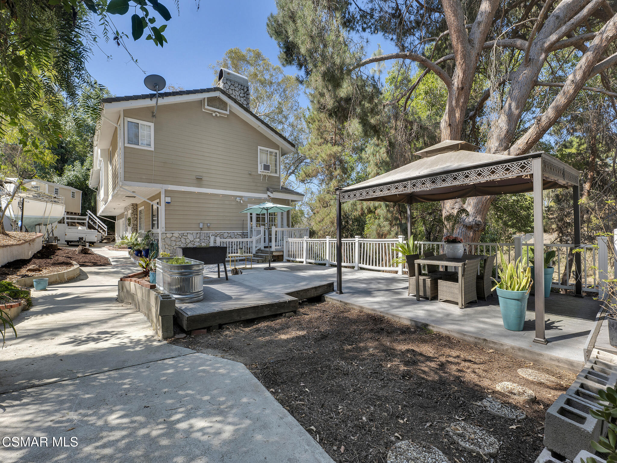 1548 Le Flore Drive