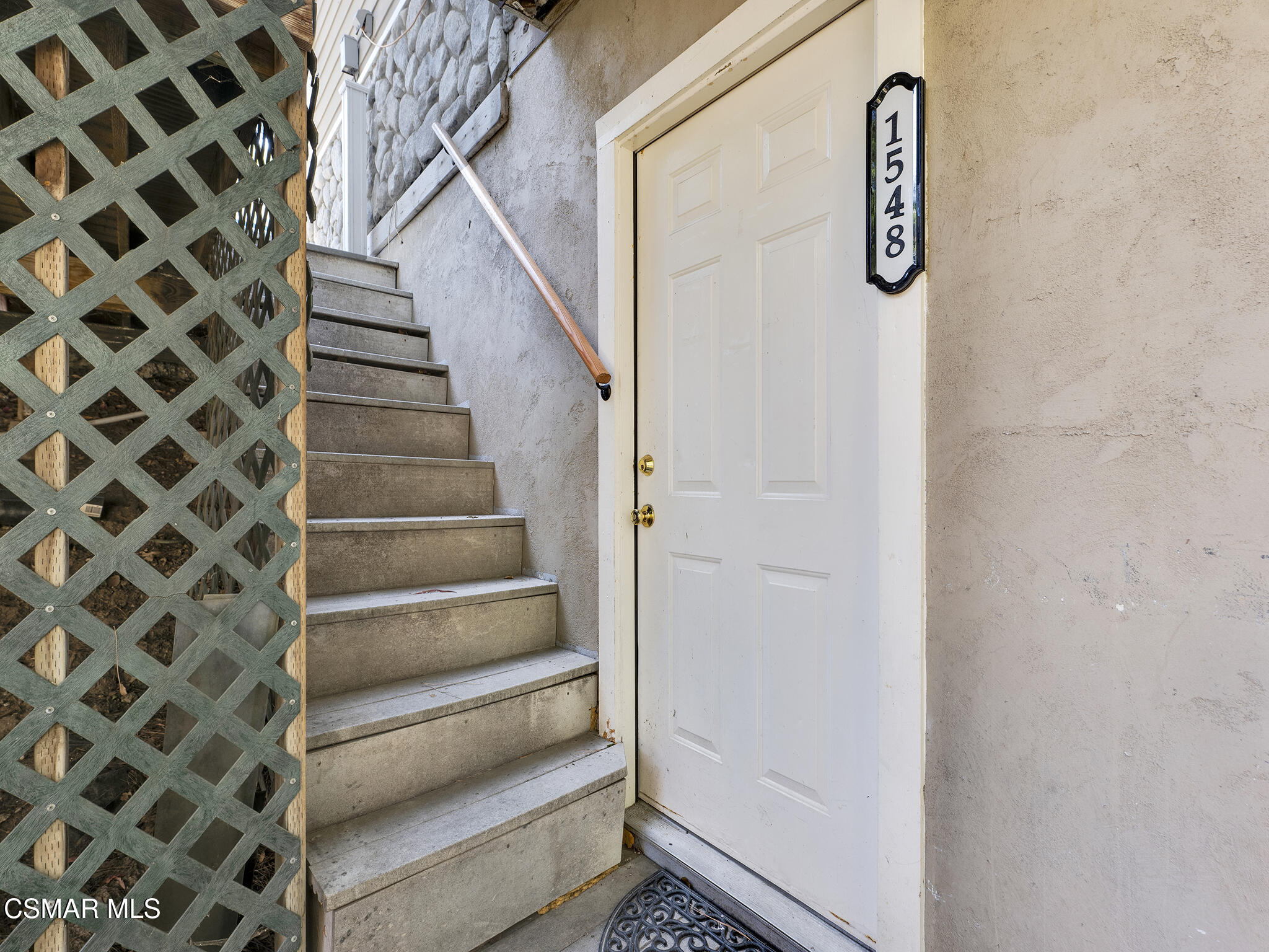 1548 Le Flore Drive