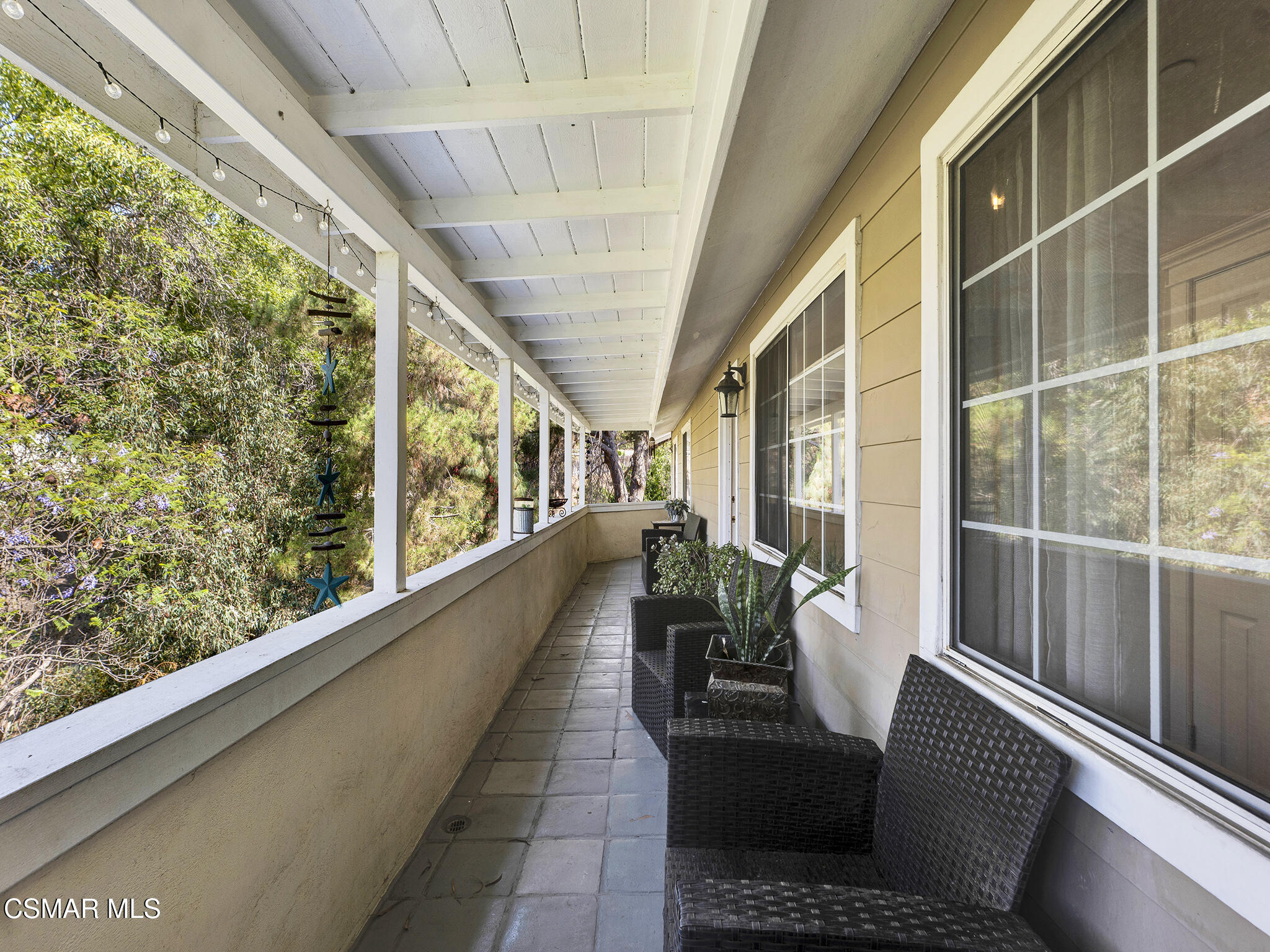 1548 Le Flore Drive