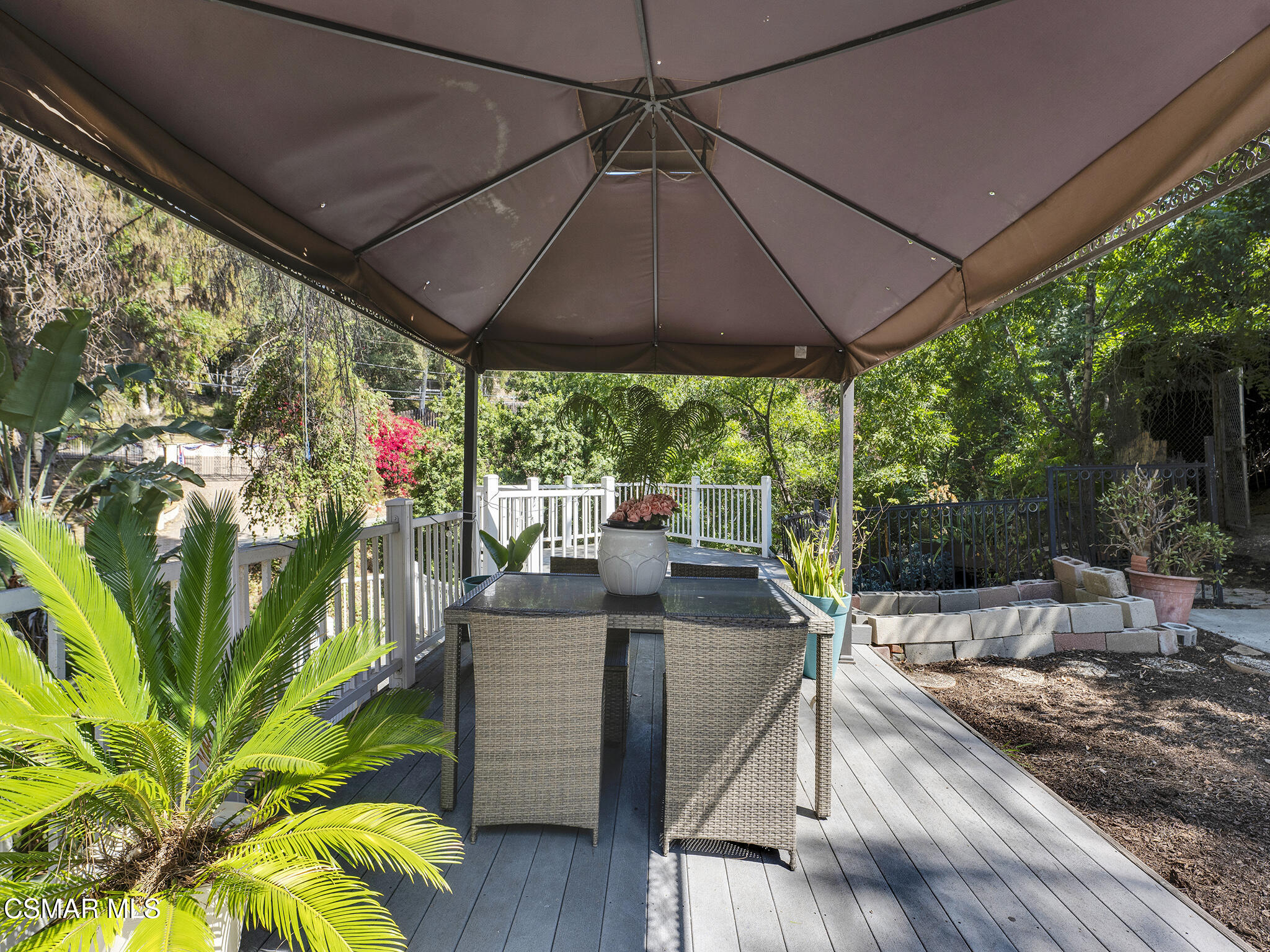1548 Le Flore Drive