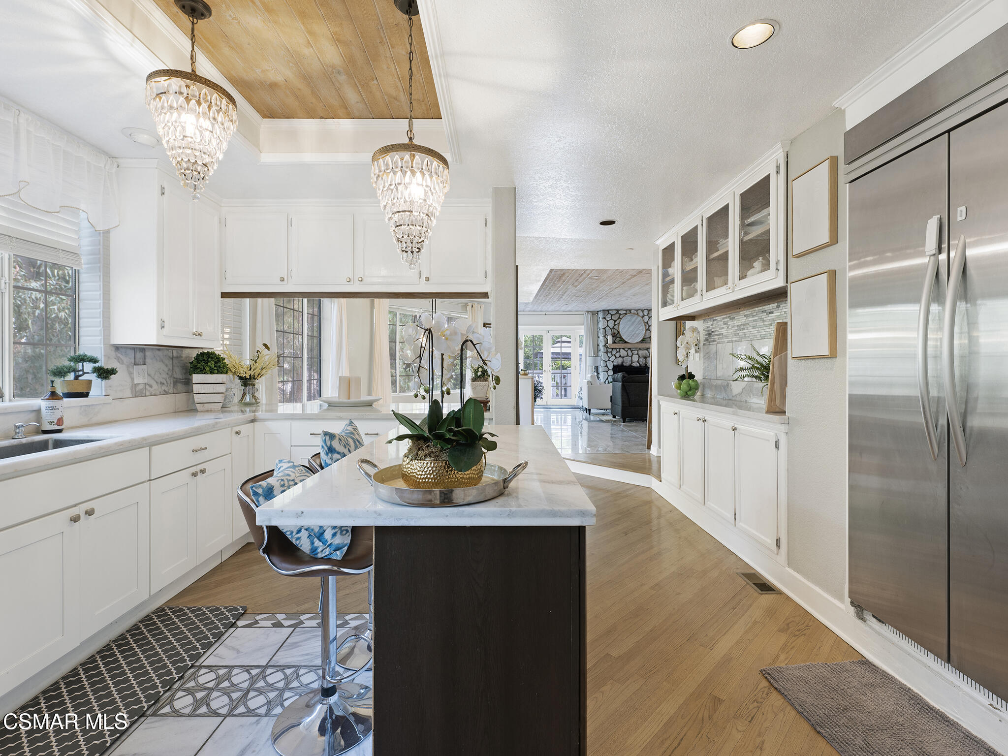 1548 Le Flore Drive