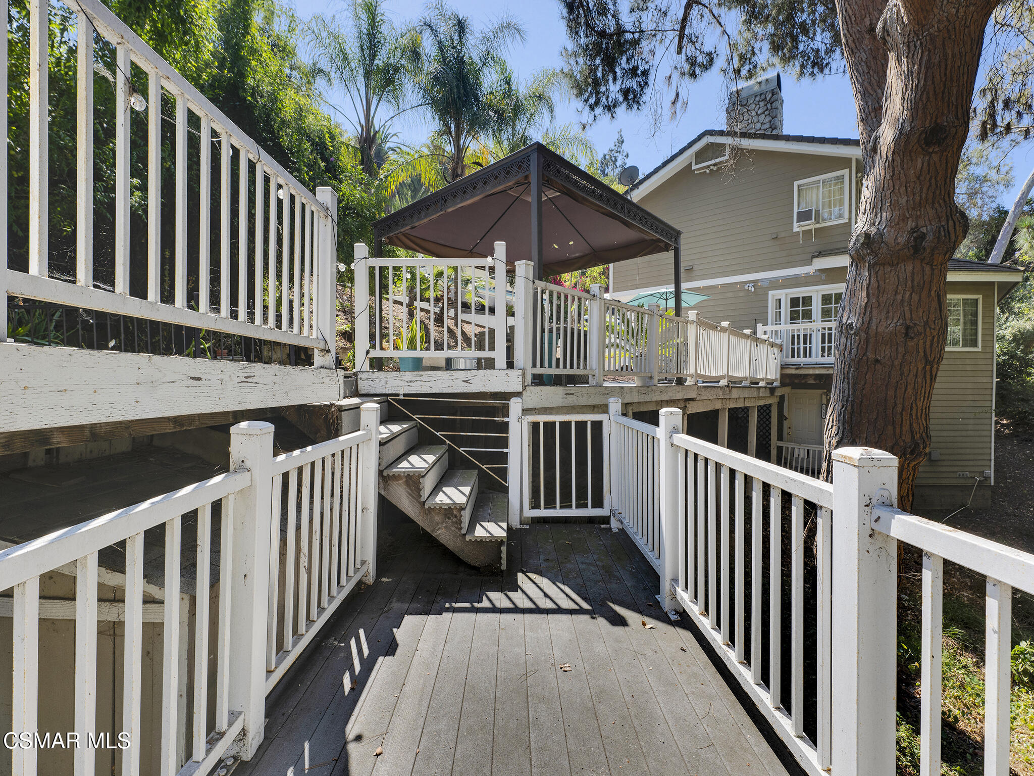 1548 Le Flore Drive