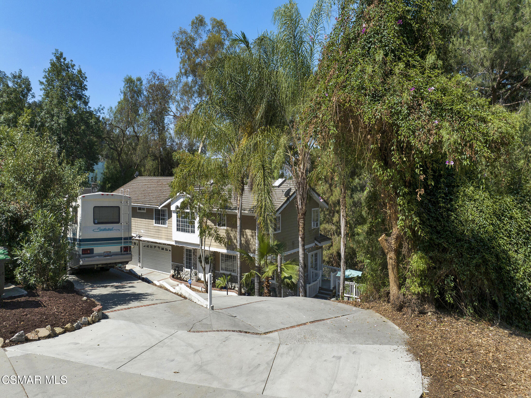 1548 Le Flore Drive