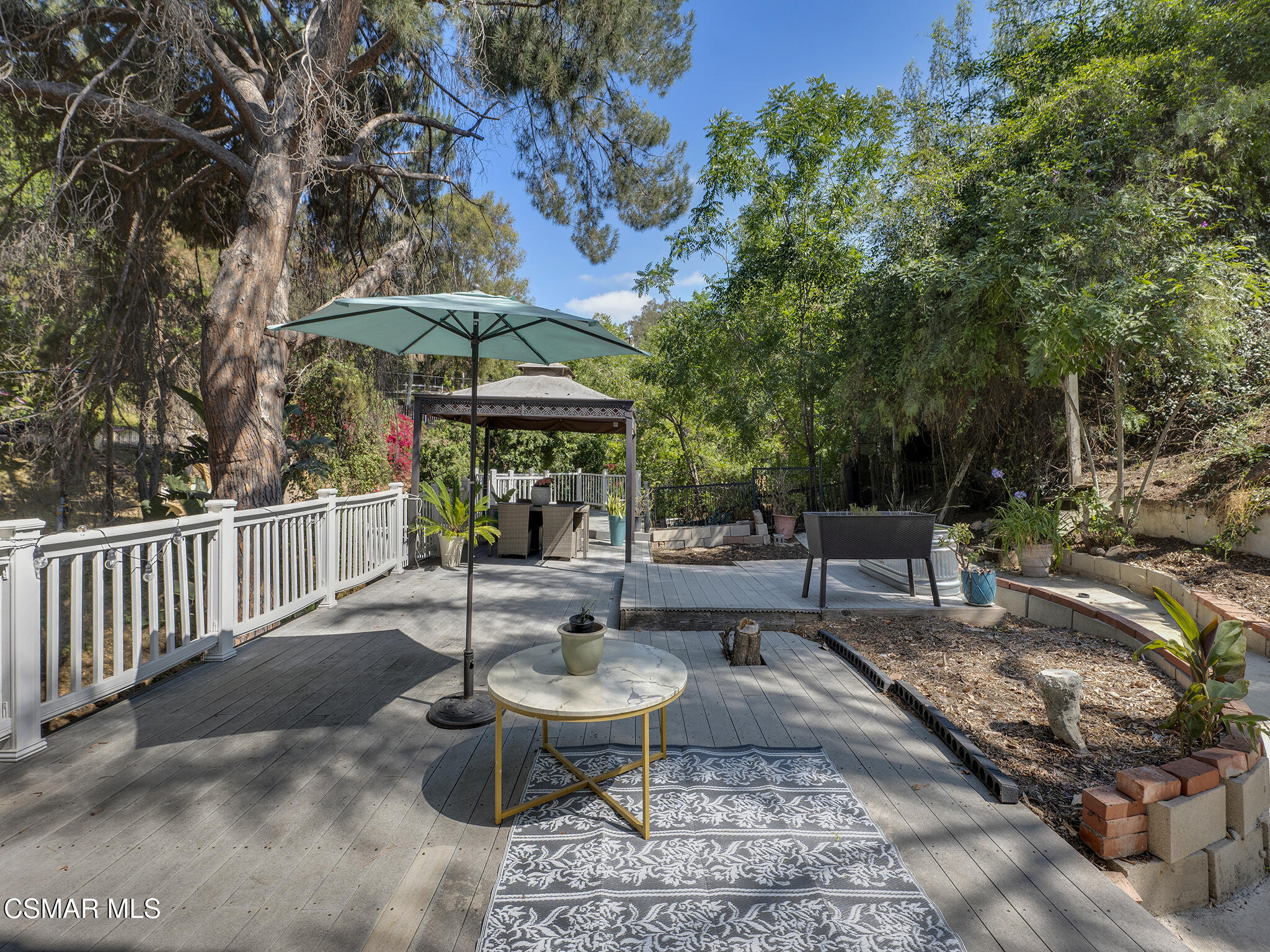 1548 Le Flore Drive