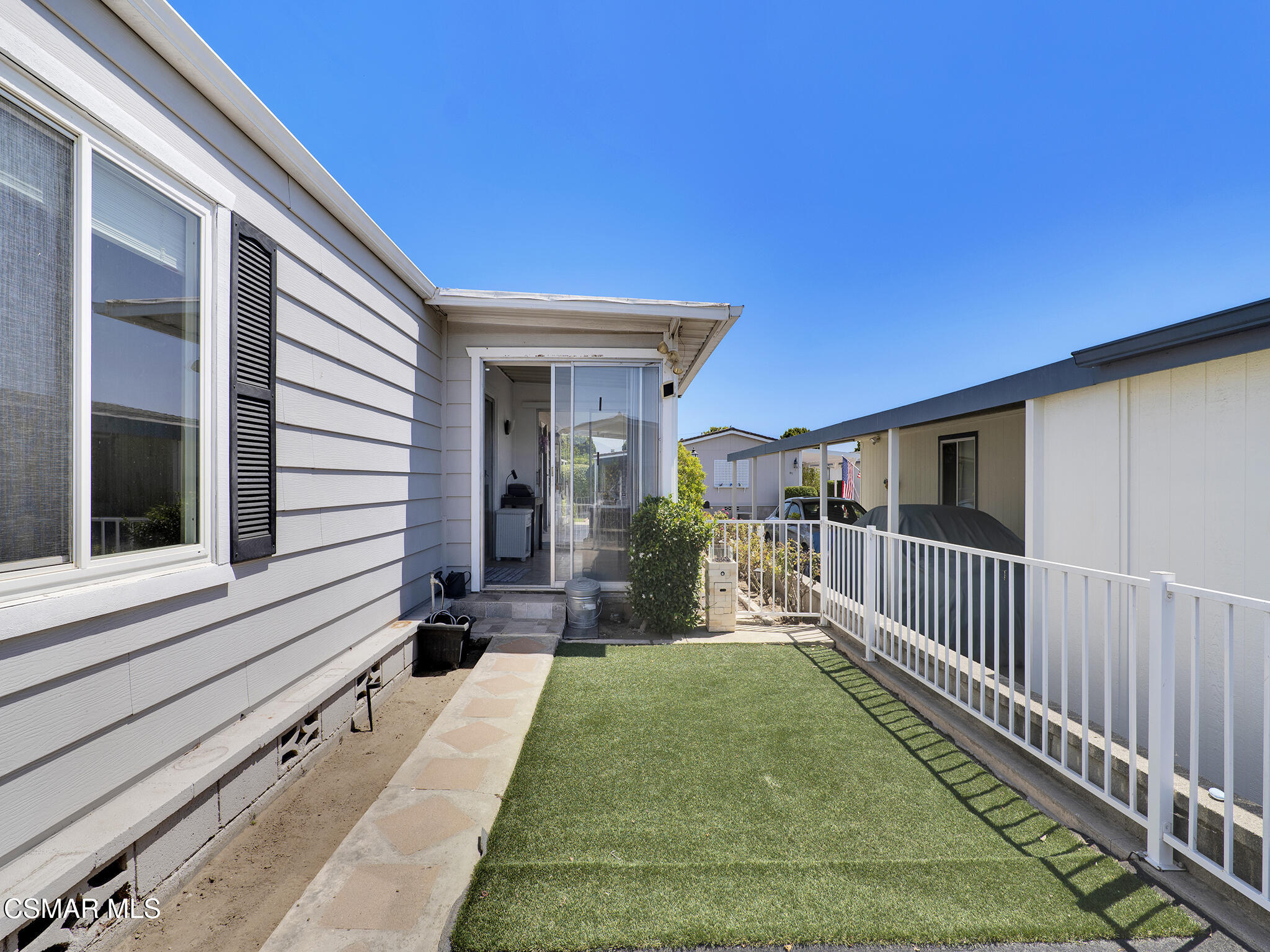 92 Poinsettia Gardens Drive