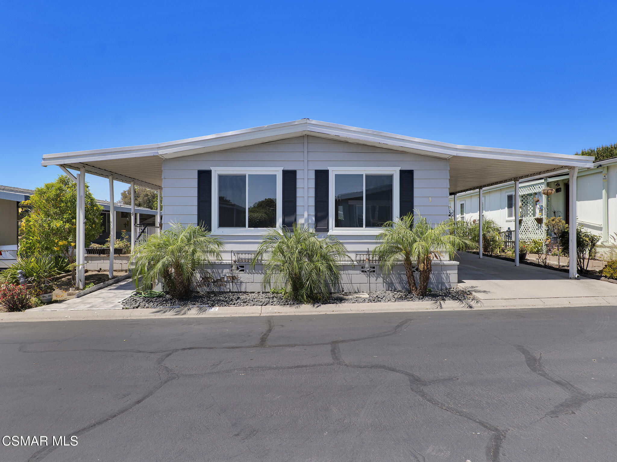 92 Poinsettia Gardens Drive
