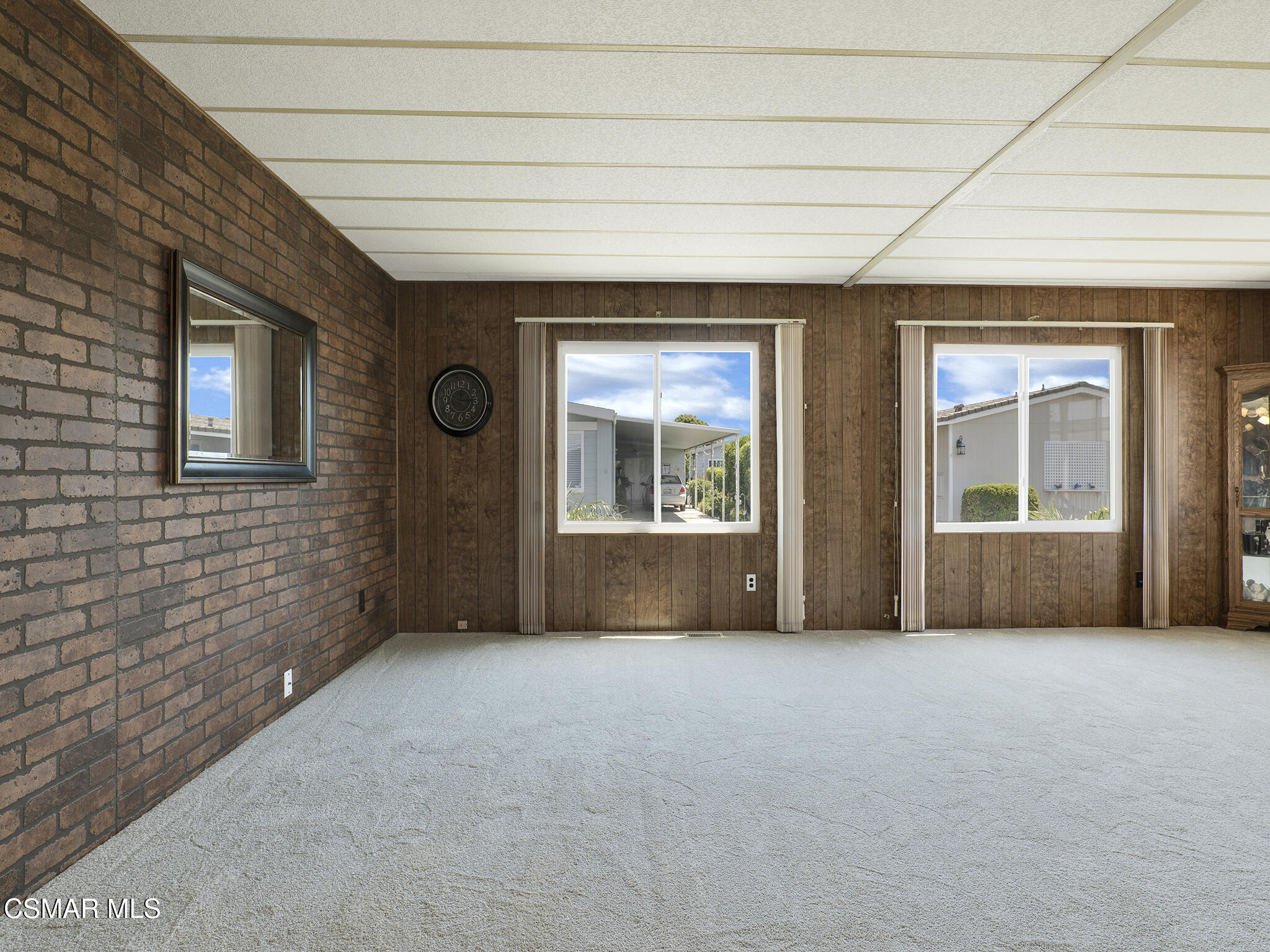 92 Poinsettia Gardens Drive