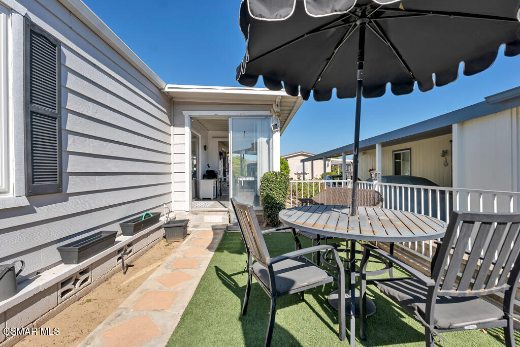 92 Poinsettia Gardens Drive