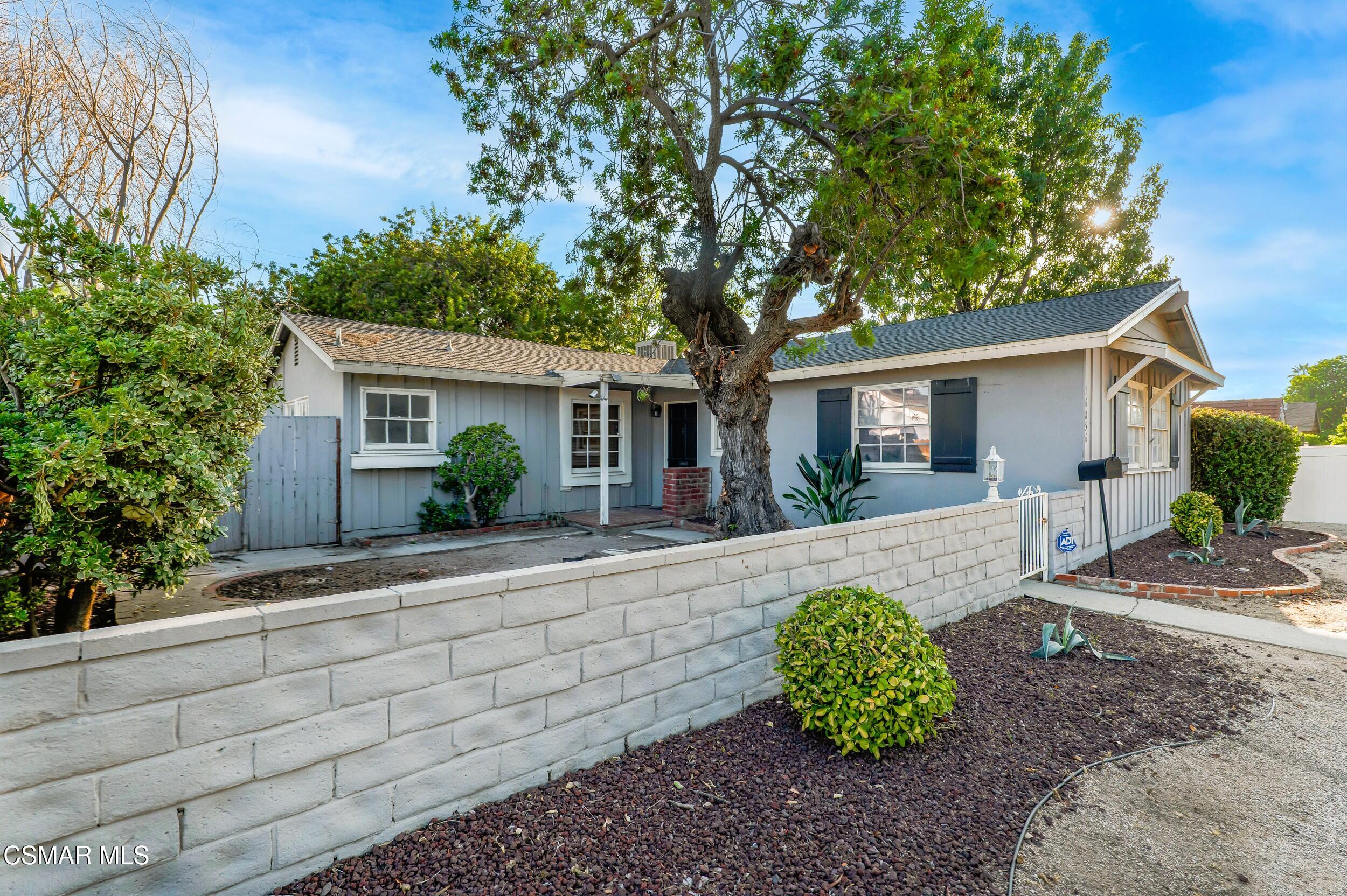 16856 Rinaldi Street