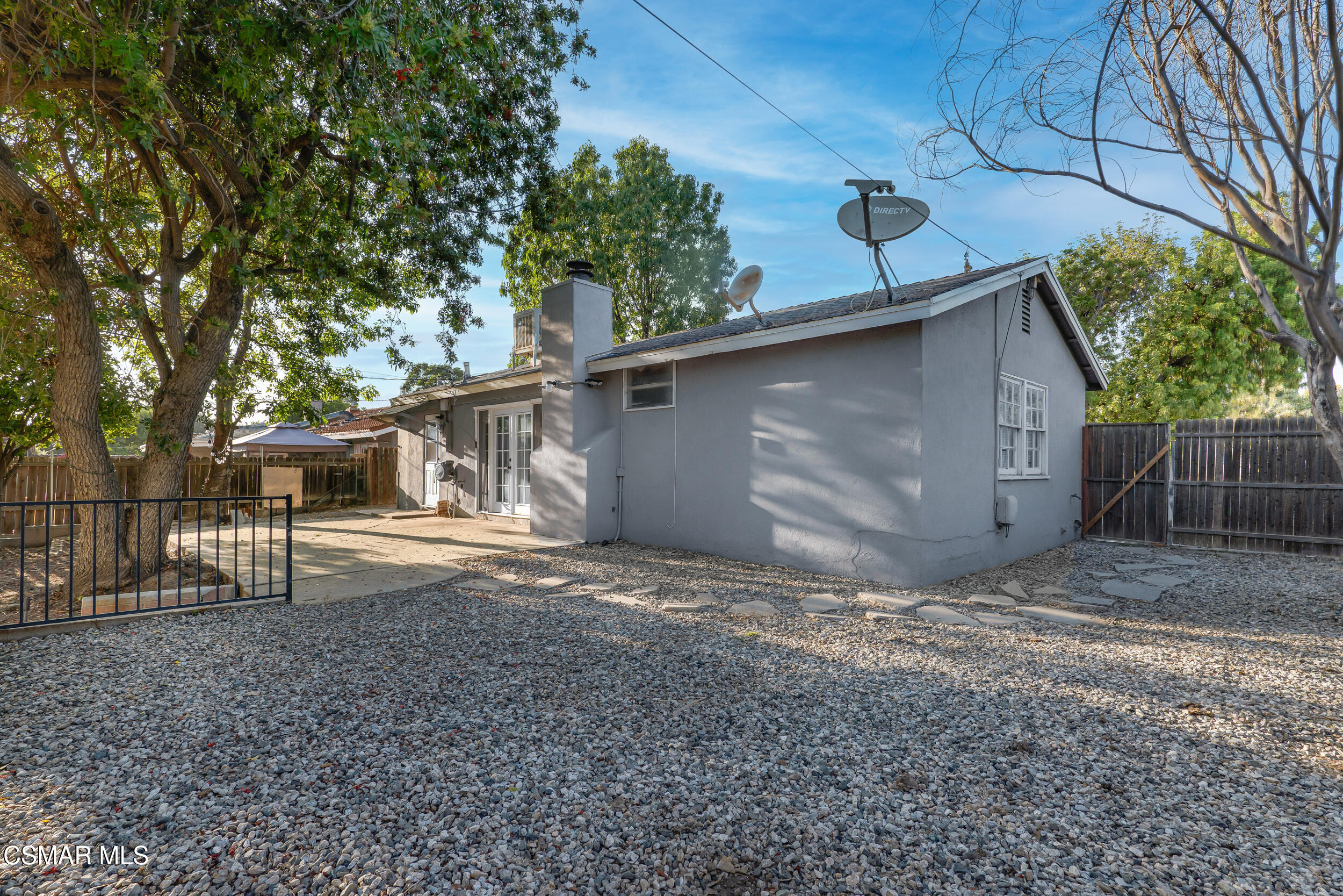 16856 Rinaldi Street