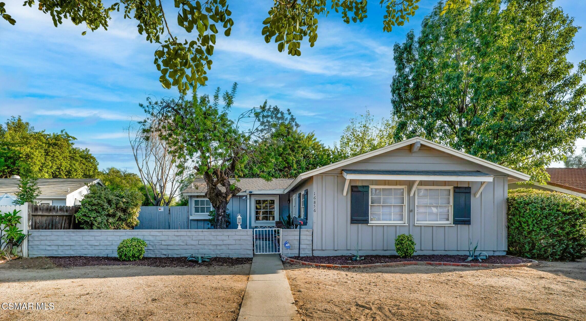 16856 Rinaldi Street