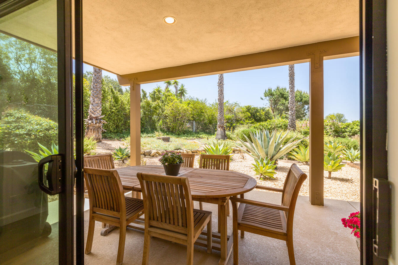 1361 La Riata Lane