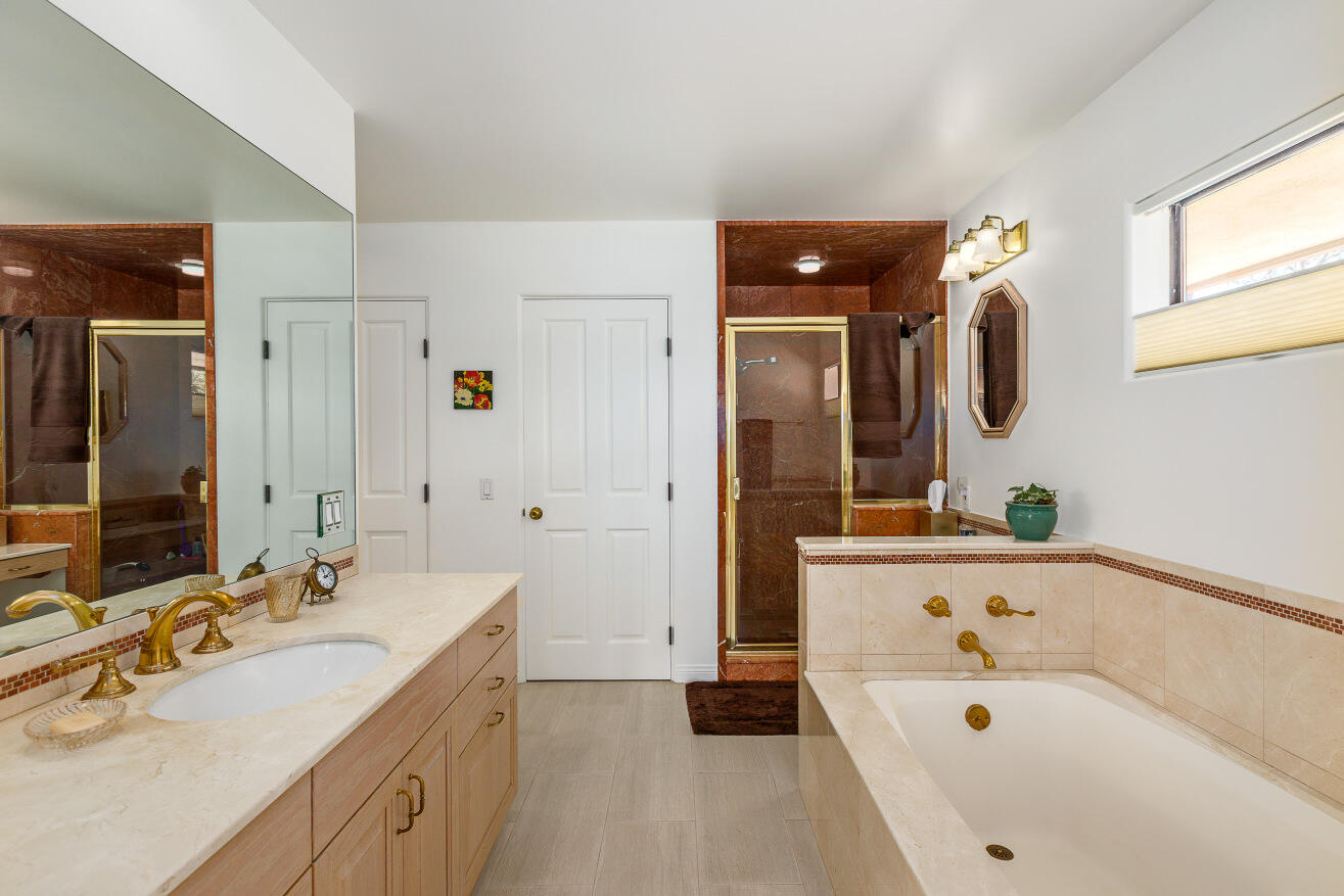 1361 La Riata Lane