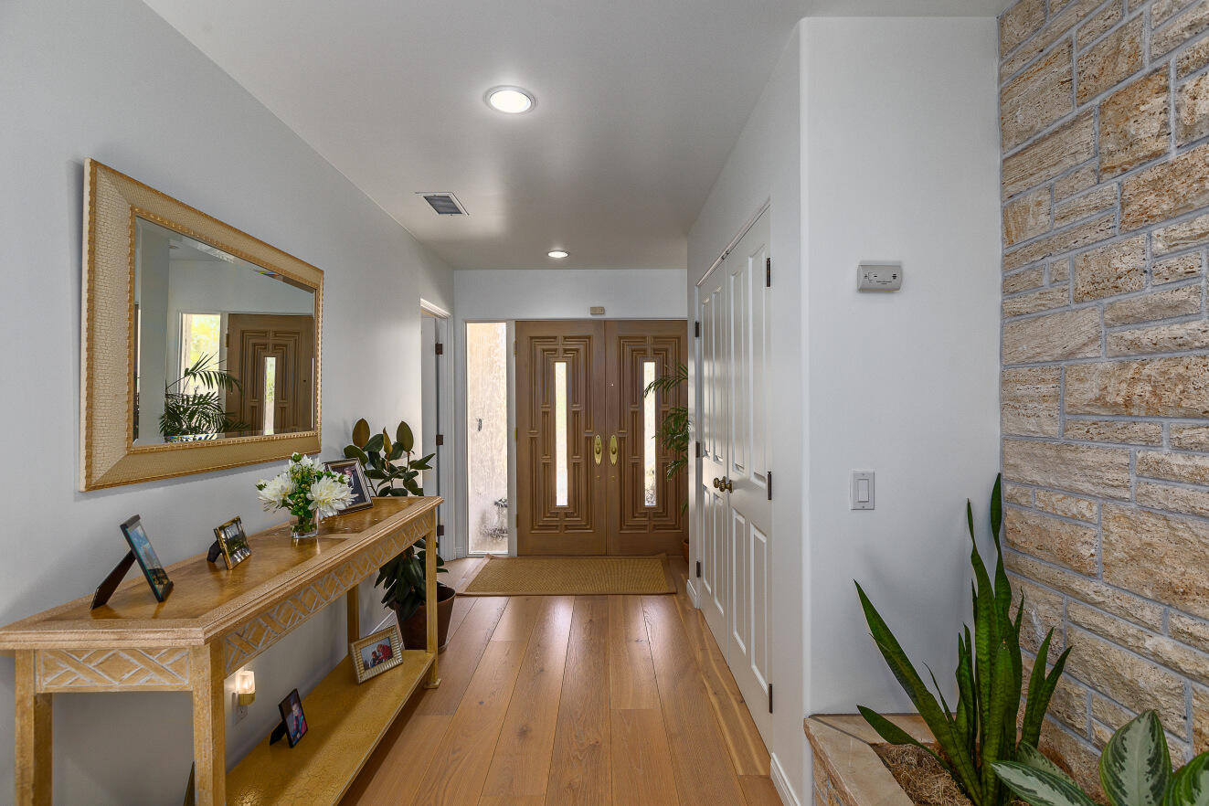 1361 La Riata Lane
