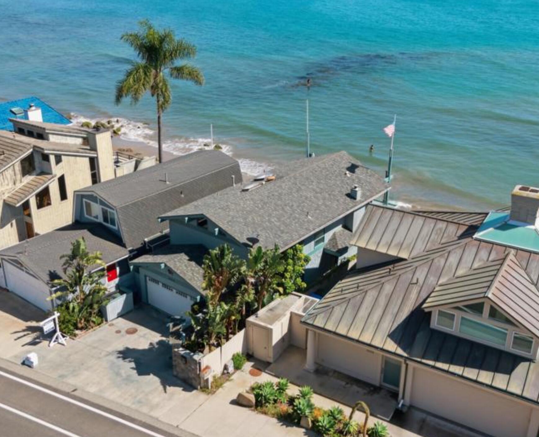 3832 Pacific Coast Highway