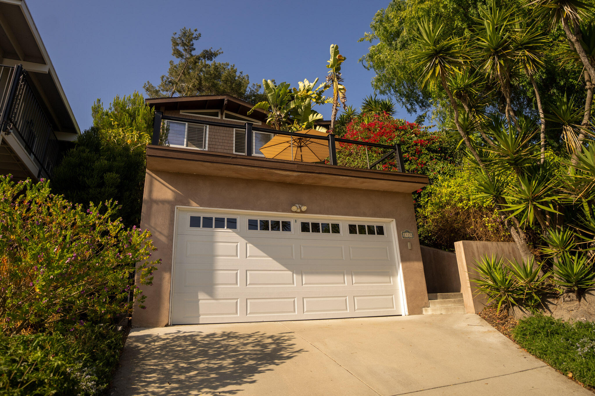 2128 Red Rose Way
