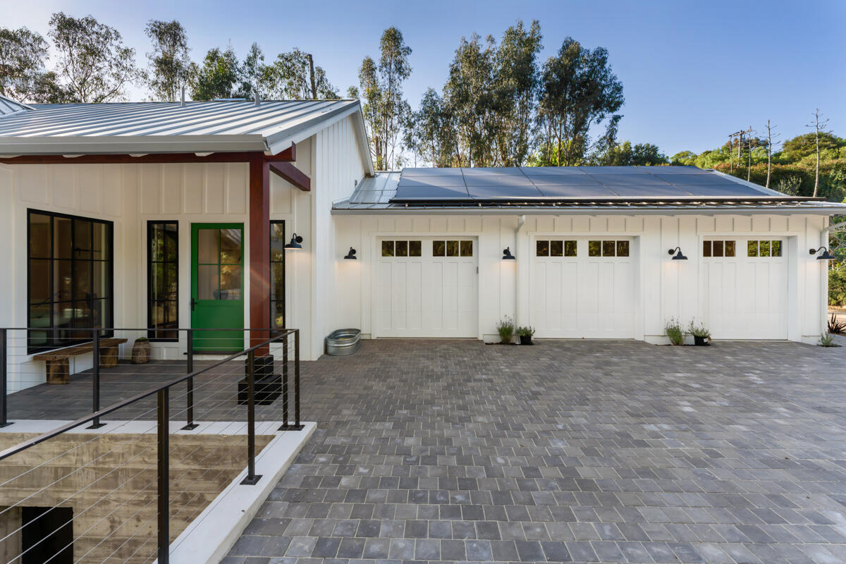 2243 Las Canoas Road