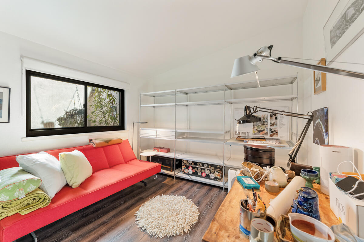 555 Camino De La Aldea