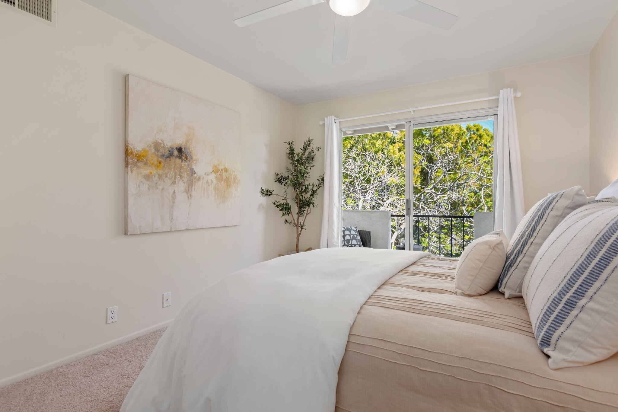 1701 Anacapa Street Unit 20