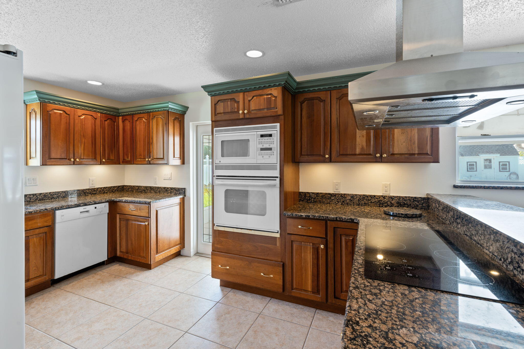 195 Bry Lynn Drive