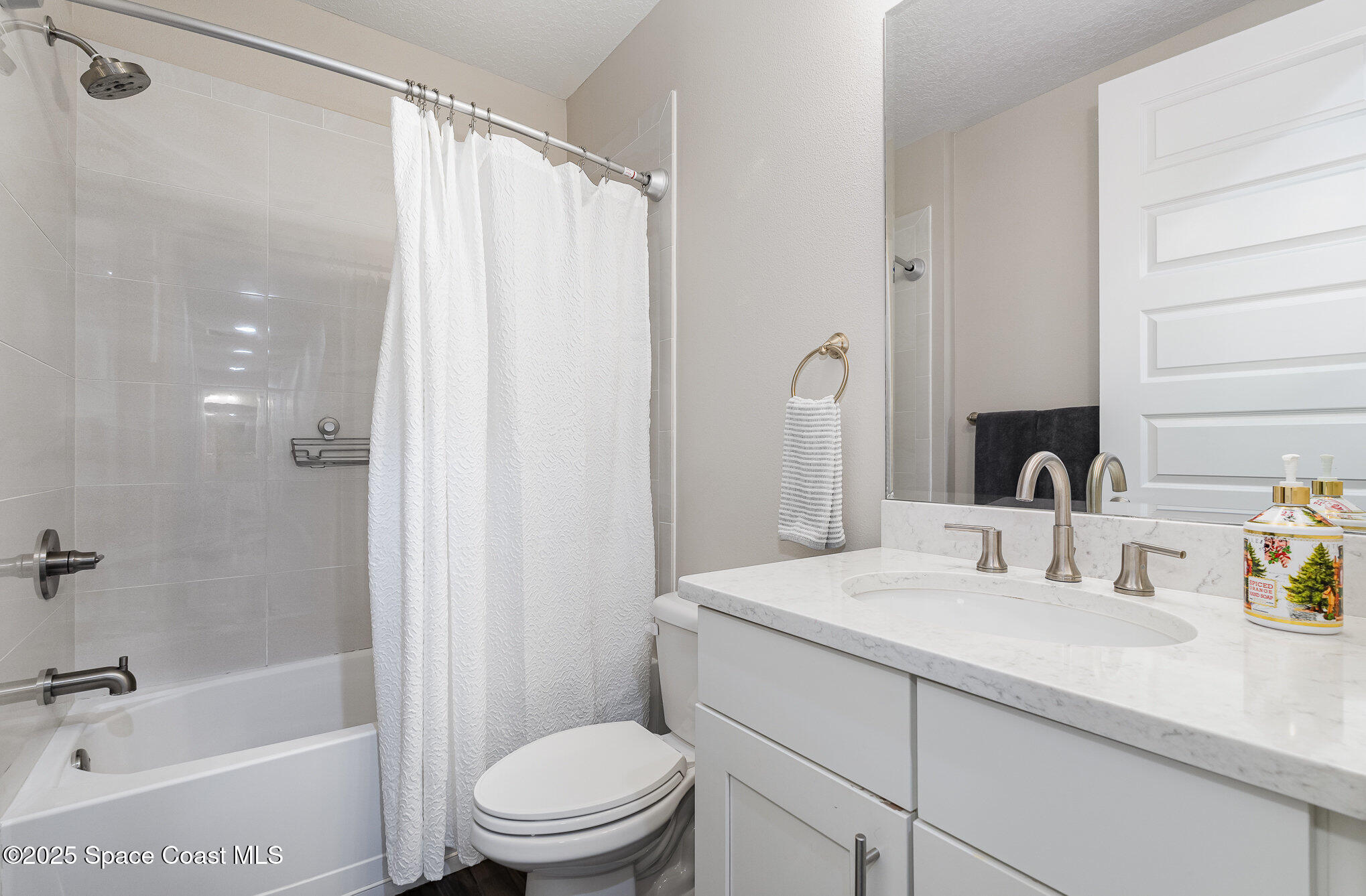 7690 Kerrington Drive