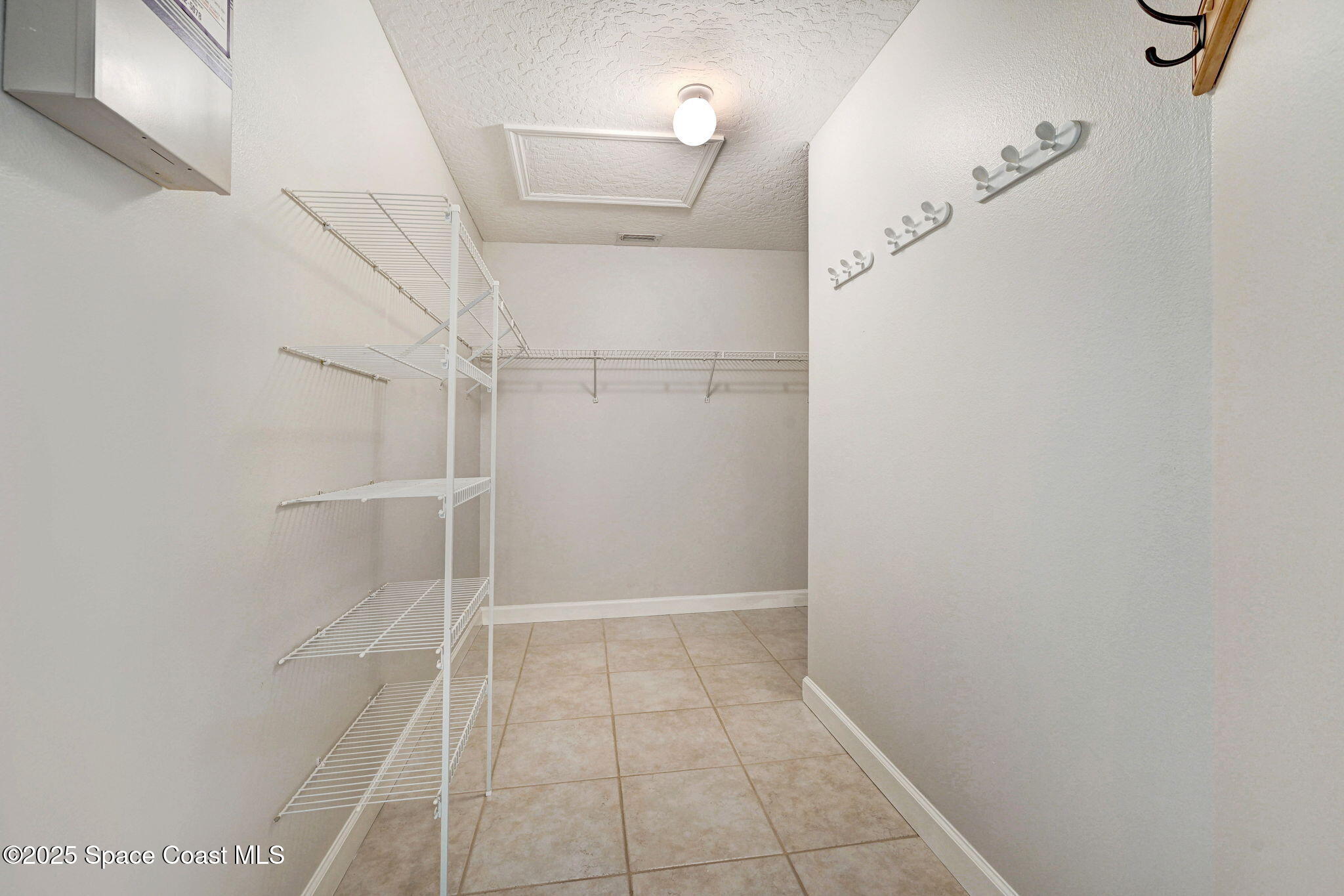 1135 Egret Lake Way