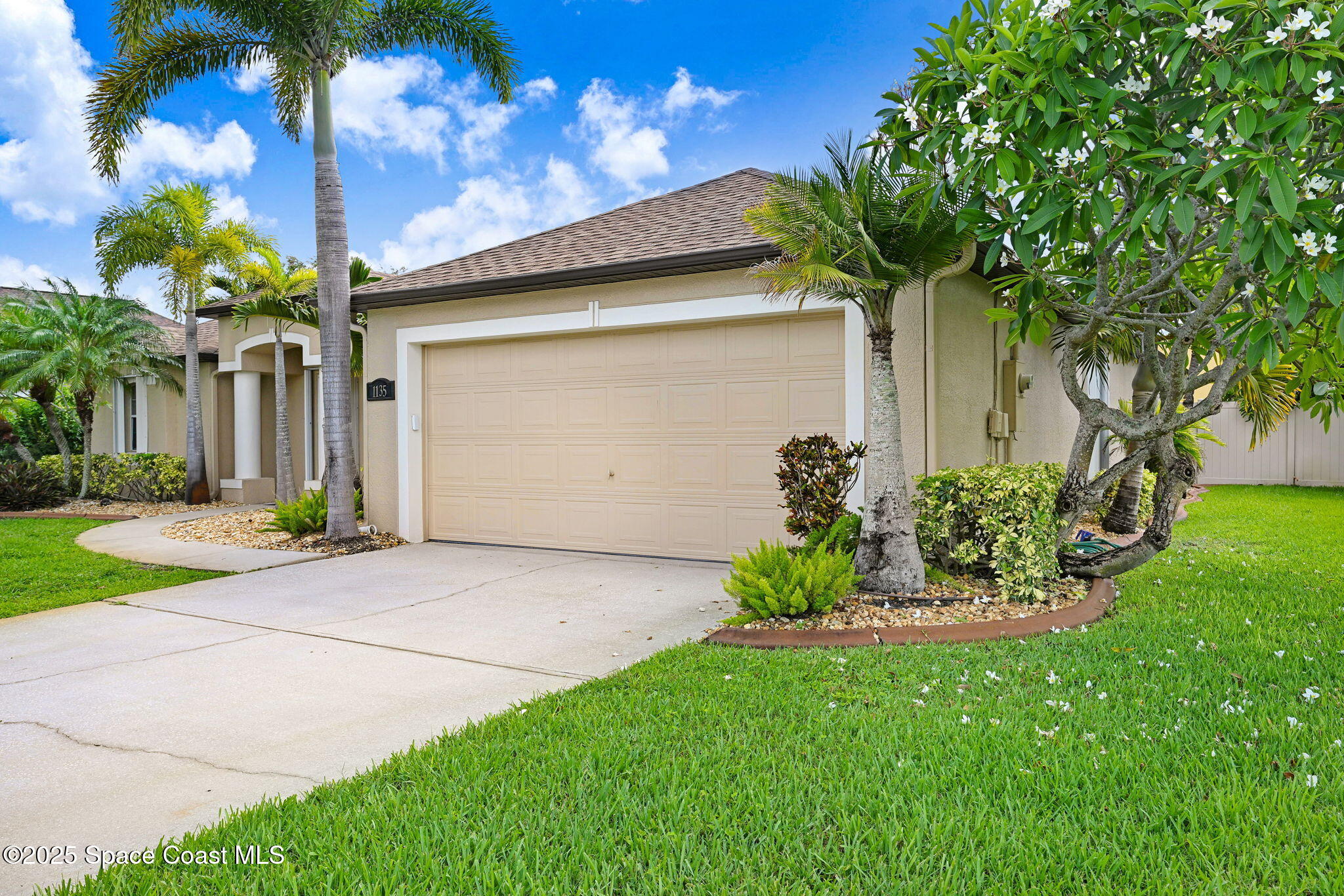 1135 Egret Lake Way