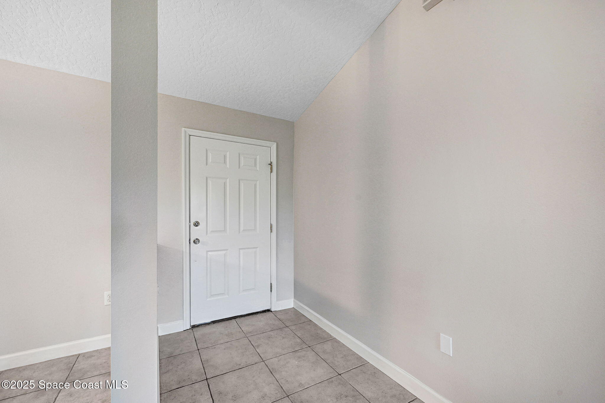 1135 Egret Lake Way