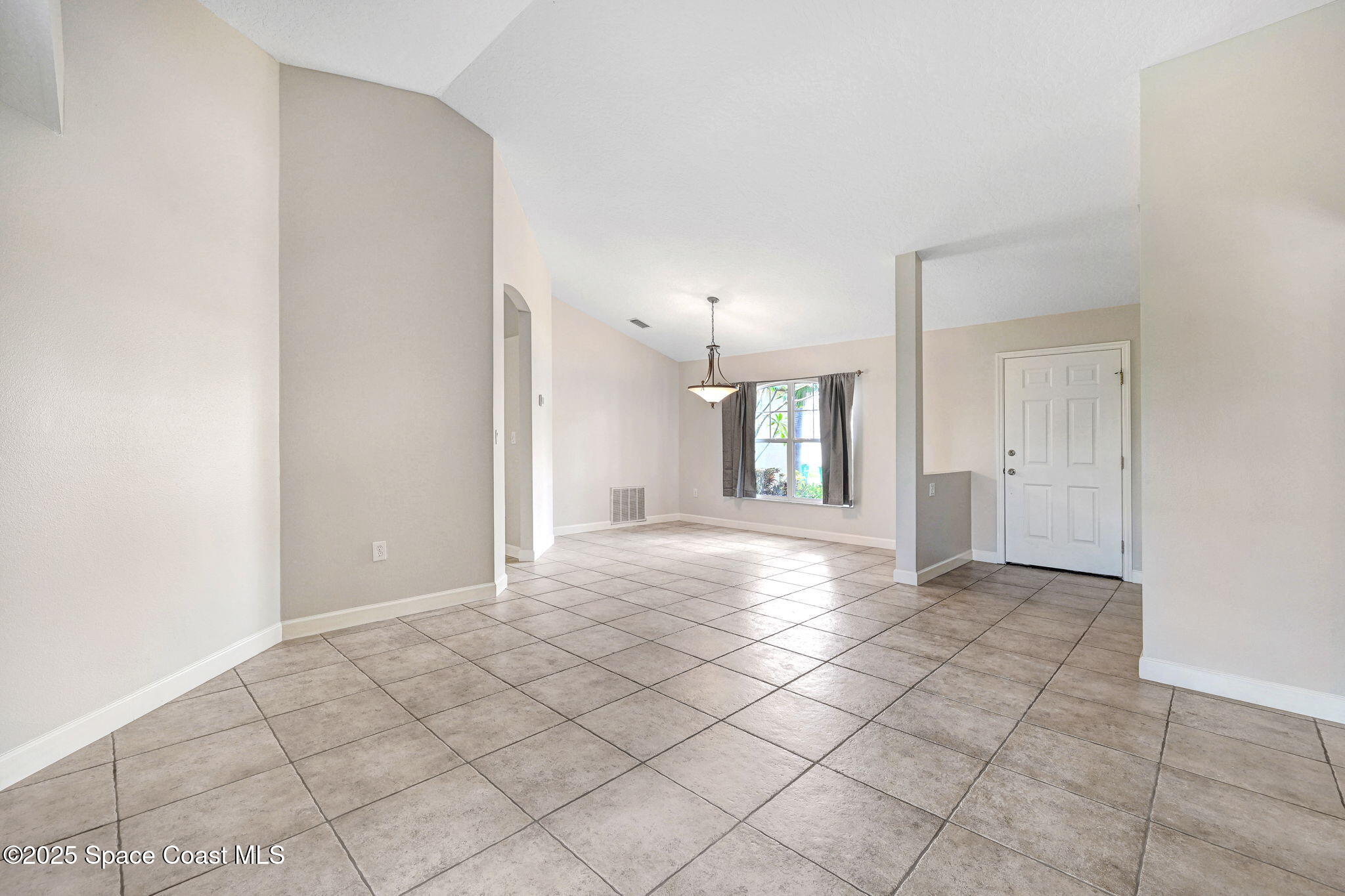 1135 Egret Lake Way