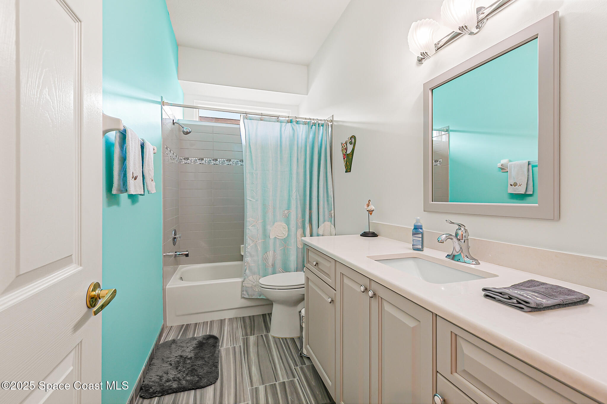 2596 Addington Circle