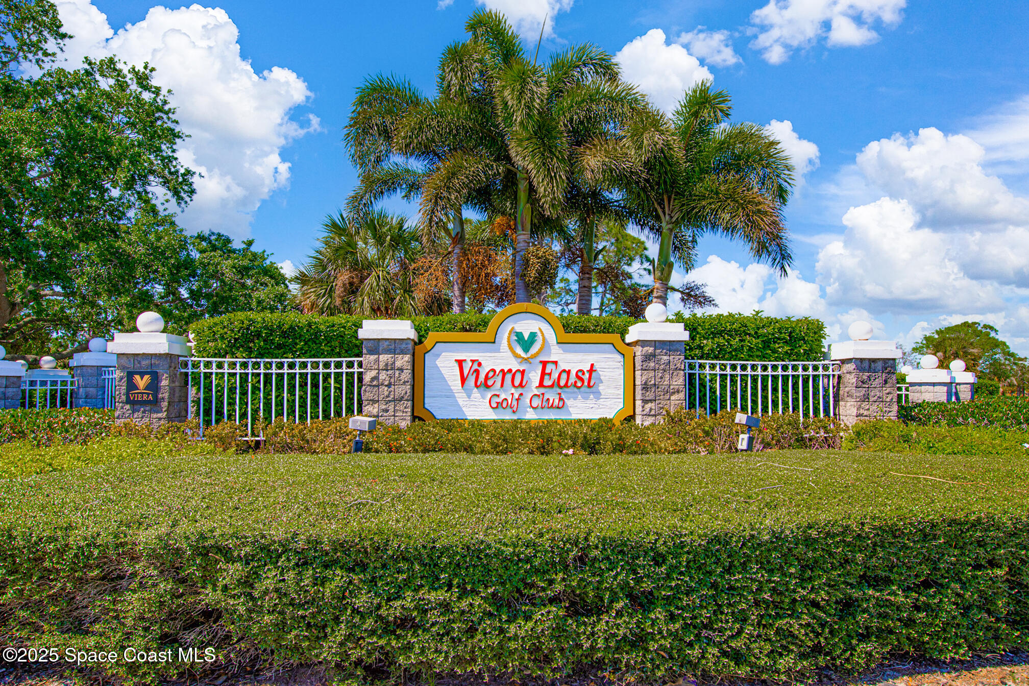 2596 Addington Circle