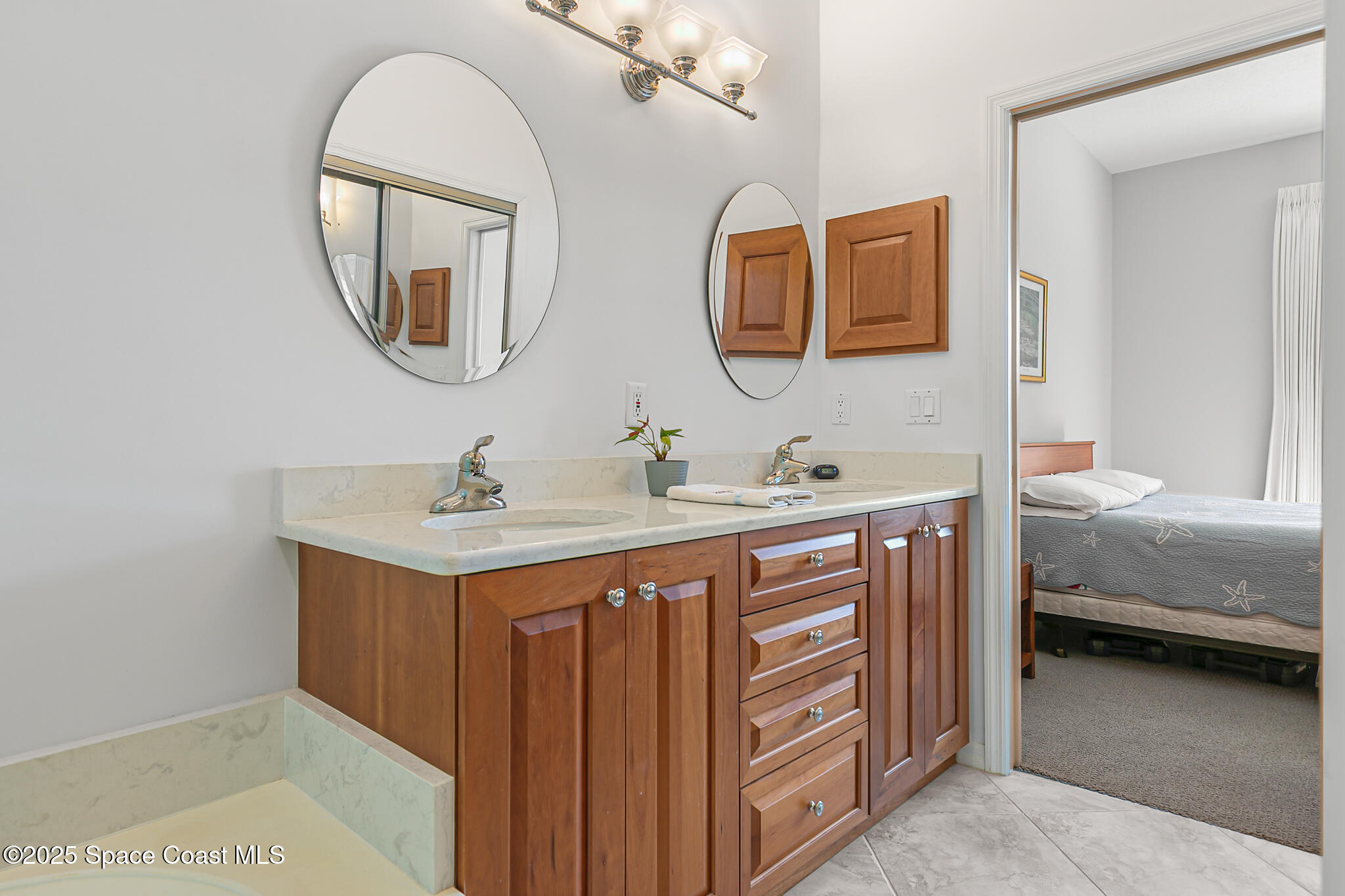 2596 Addington Circle