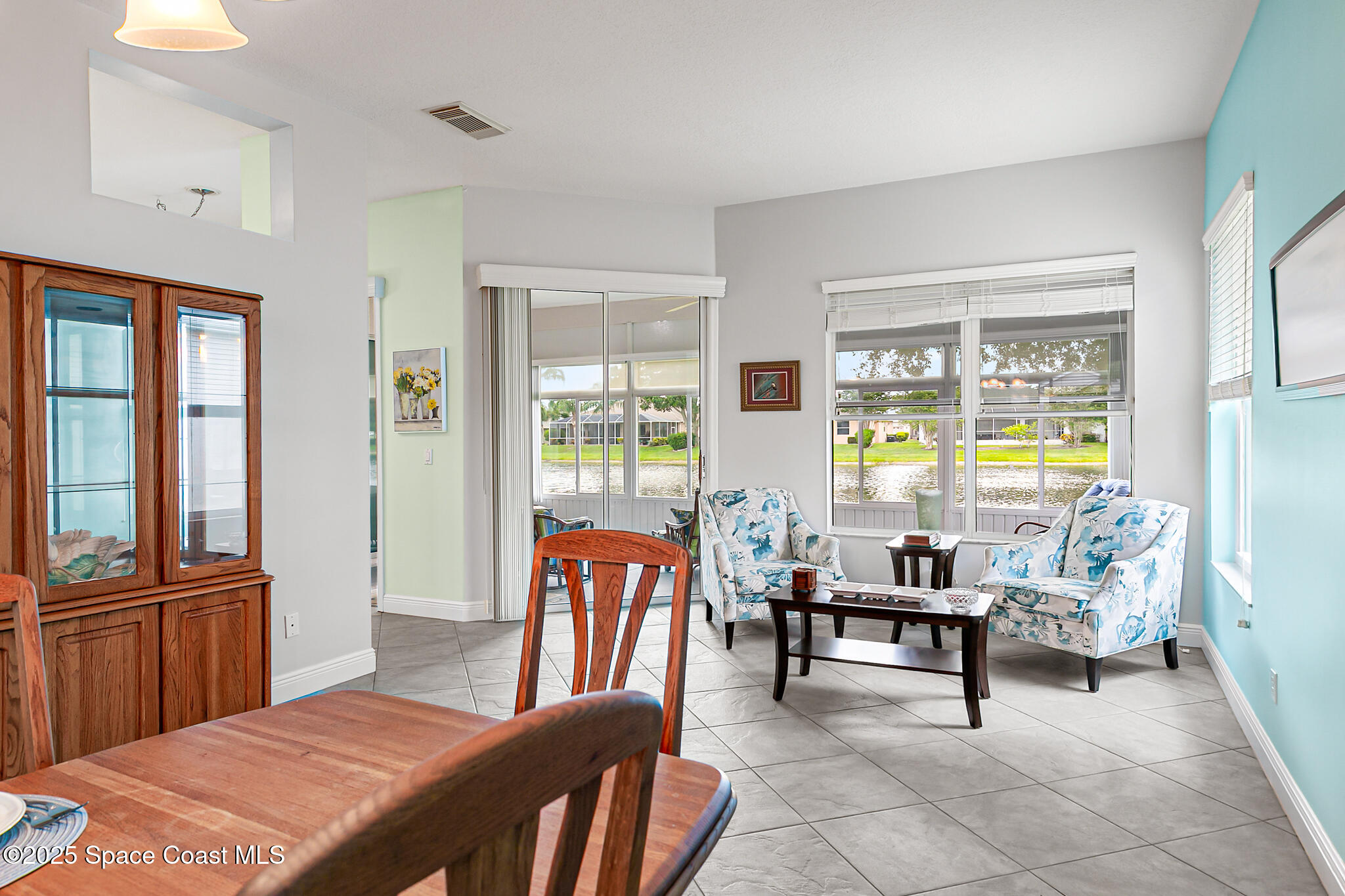 2596 Addington Circle