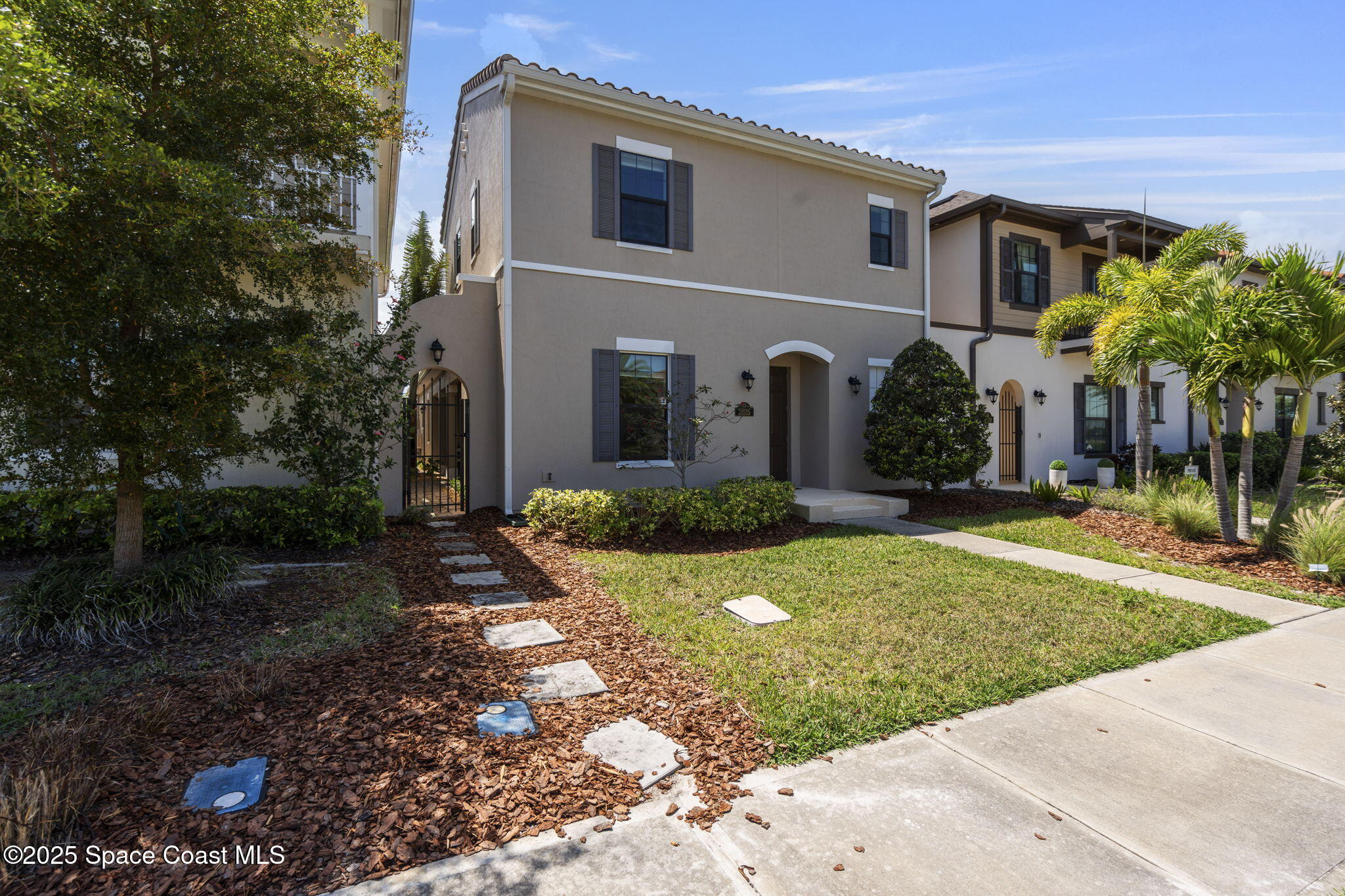 2225 Zuma Lane